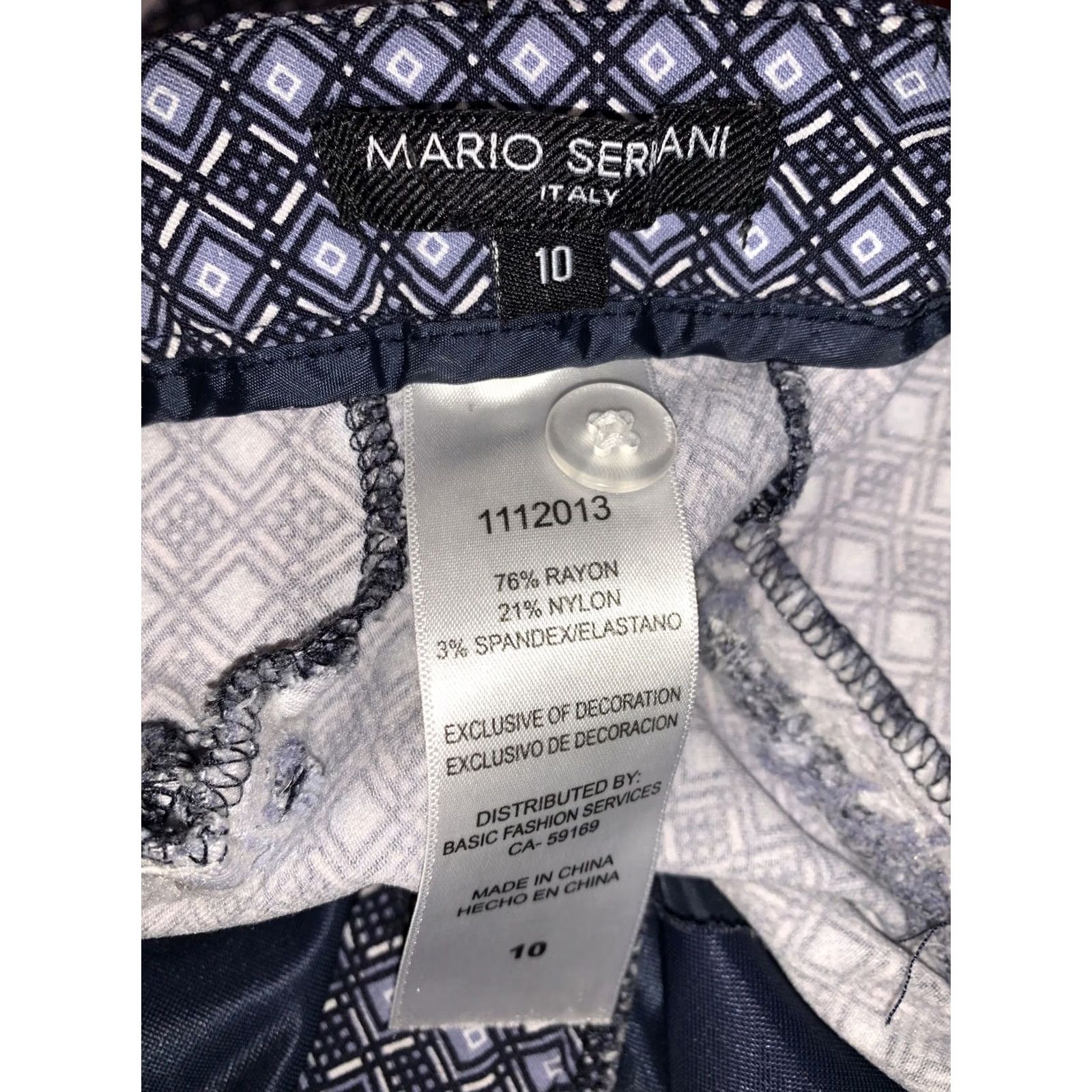 Vintage Mario Serrani Italy Womens Blue Diamond Pattern Stretch Shorts Size 10 Bermuda Jeans Bermuda Shorts Womens 10 Blue Diamond Stretch Shirt Nearby Size 32" / US 10 / IT 46 - 7 Thumbnail