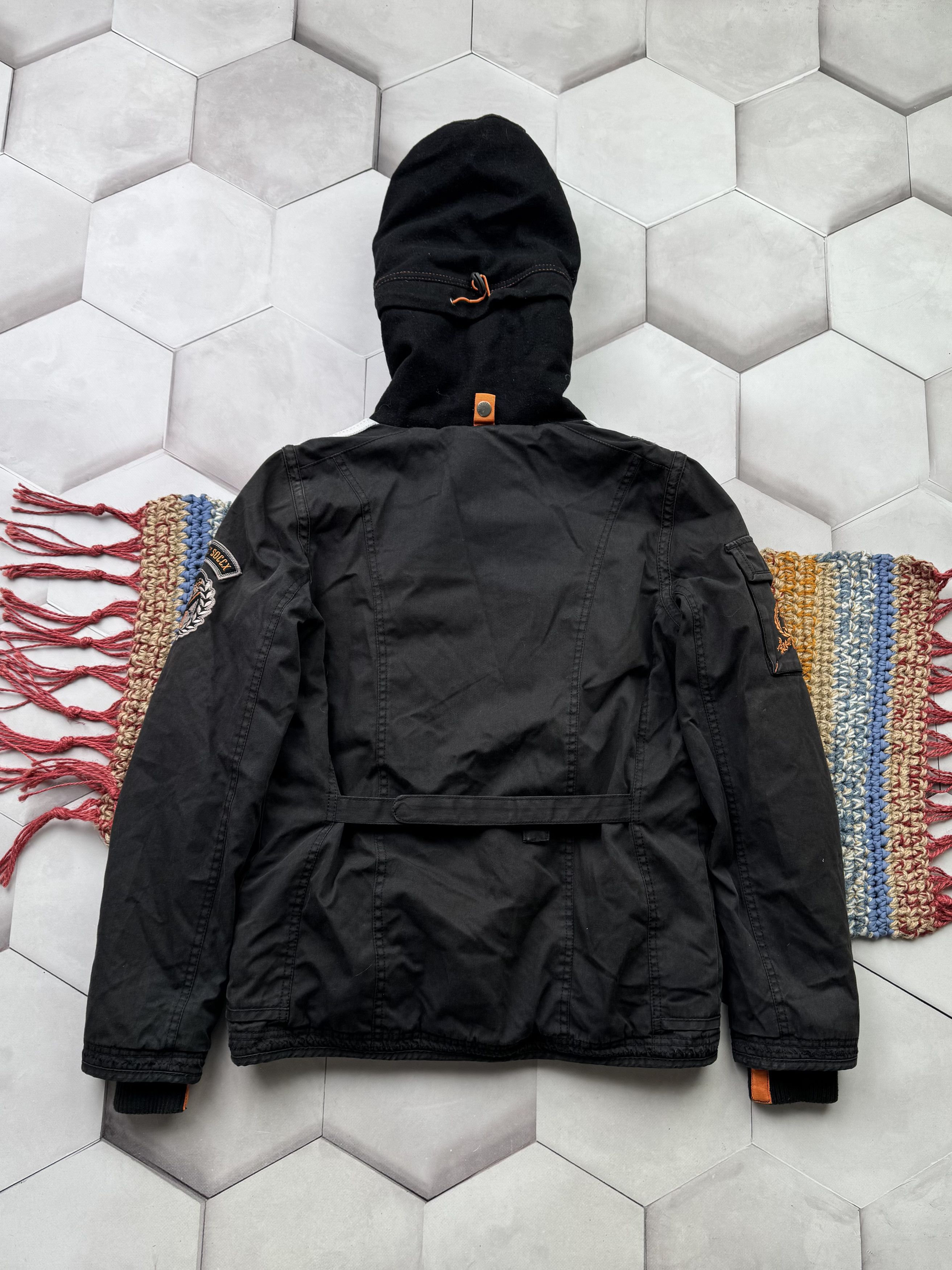 Japanese Brand Vintage Cropped Jacket With Faux Fur Hood (E4) Size US S / EU 44-46 / 1 - 7 Thumbnail