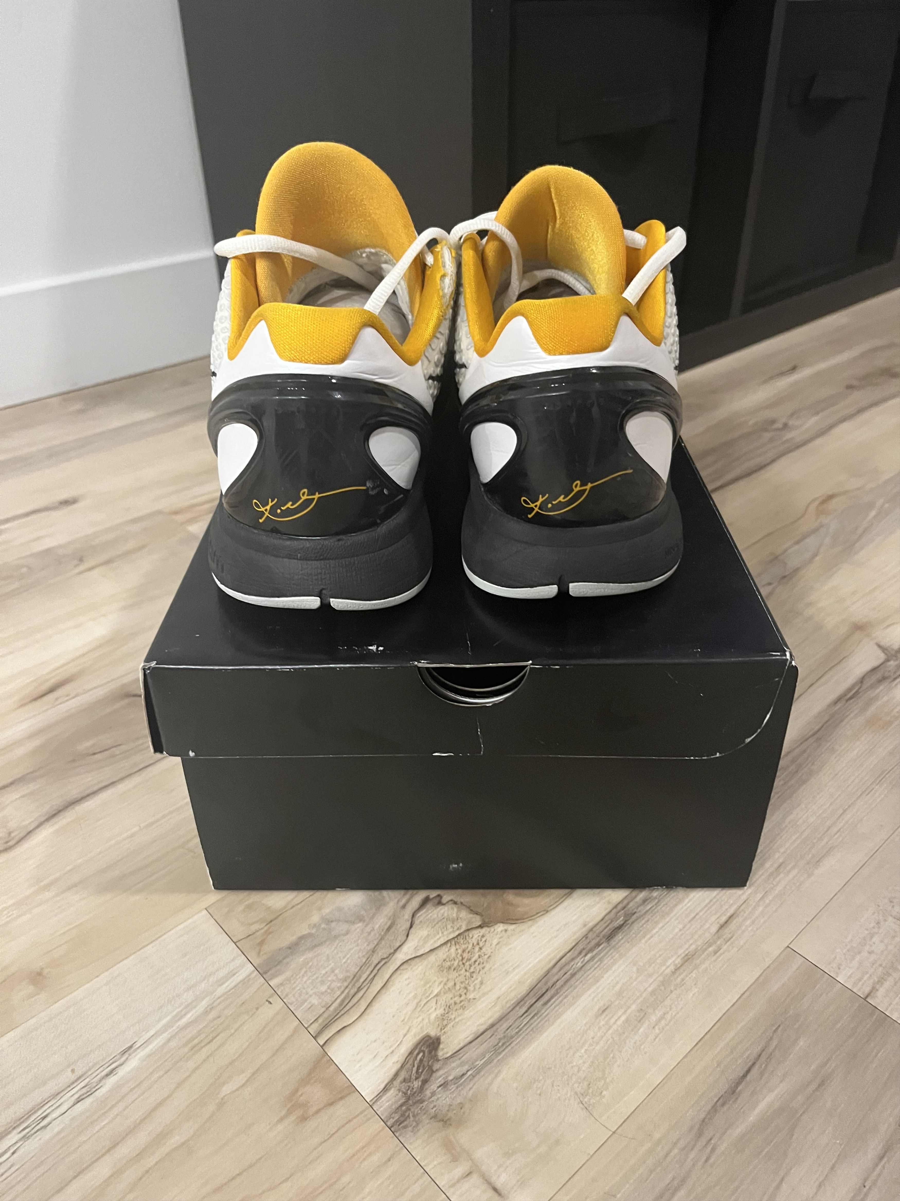 Nike Nike Kobe 6 White Del Sol Size US 11.5 / EU 44-45 - 4 Thumbnail