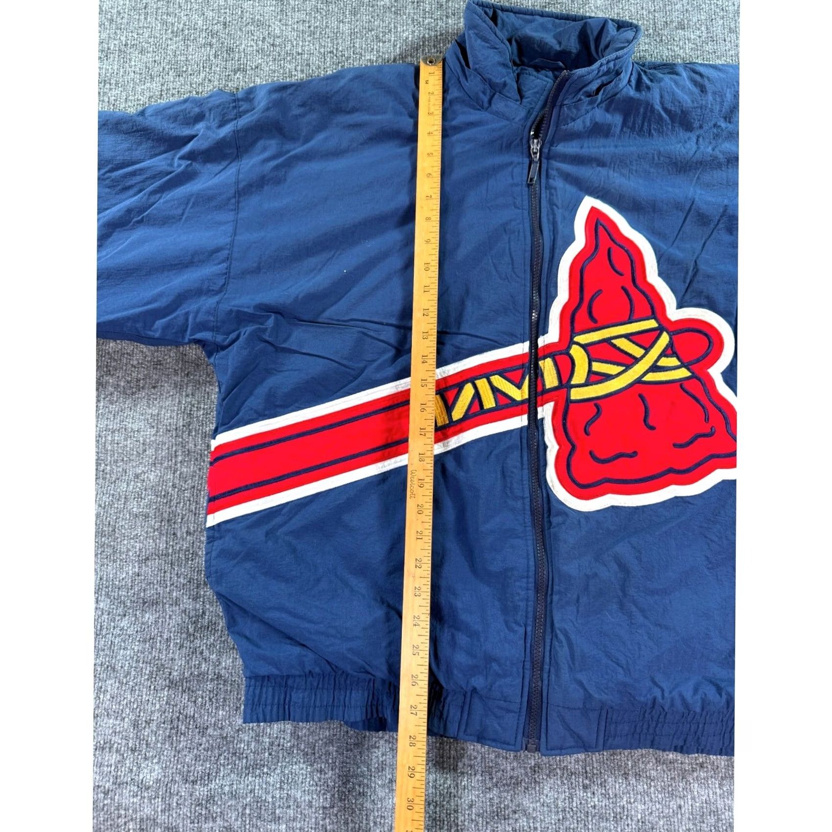 Starter VINTAGE Starter Atlanta Braves Puffer Jacket Mens XL Navy Blue Full Zip Tomahawk Logo Embroidered Sleeve Size US XL / EU 56 / 4 - 6 Thumbnail