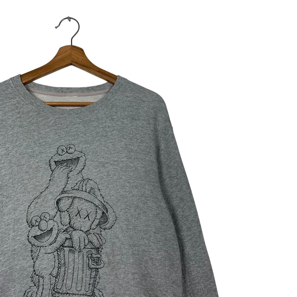 Uniqlo Uniqlo Sesame Street Crewneck Sweatshirt Size US M / EU 48-50 / 2 - 5 Thumbnail