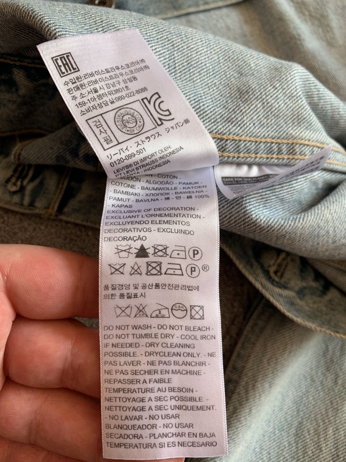 Levi's Made & Crafted Levi's Made&Crafted Trucker Hand Beaded Jacket Lace Size0/XS Size XS / US 0-2 / IT 36-38 - 14 Thumbnail