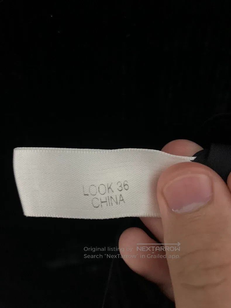 Saint Laurent Paris Saint Laurent Paris Black velvet striped three-button suit Size US M / EU 48-50 / 2 - 5 Thumbnail