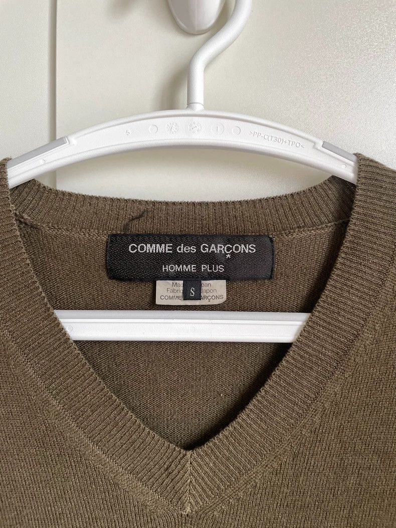 Comme des Garcons Comme Des Garcons Wool Knitwear Triangle Neck Sweater Size US S / EU 44-46 / 1 - 3 Thumbnail