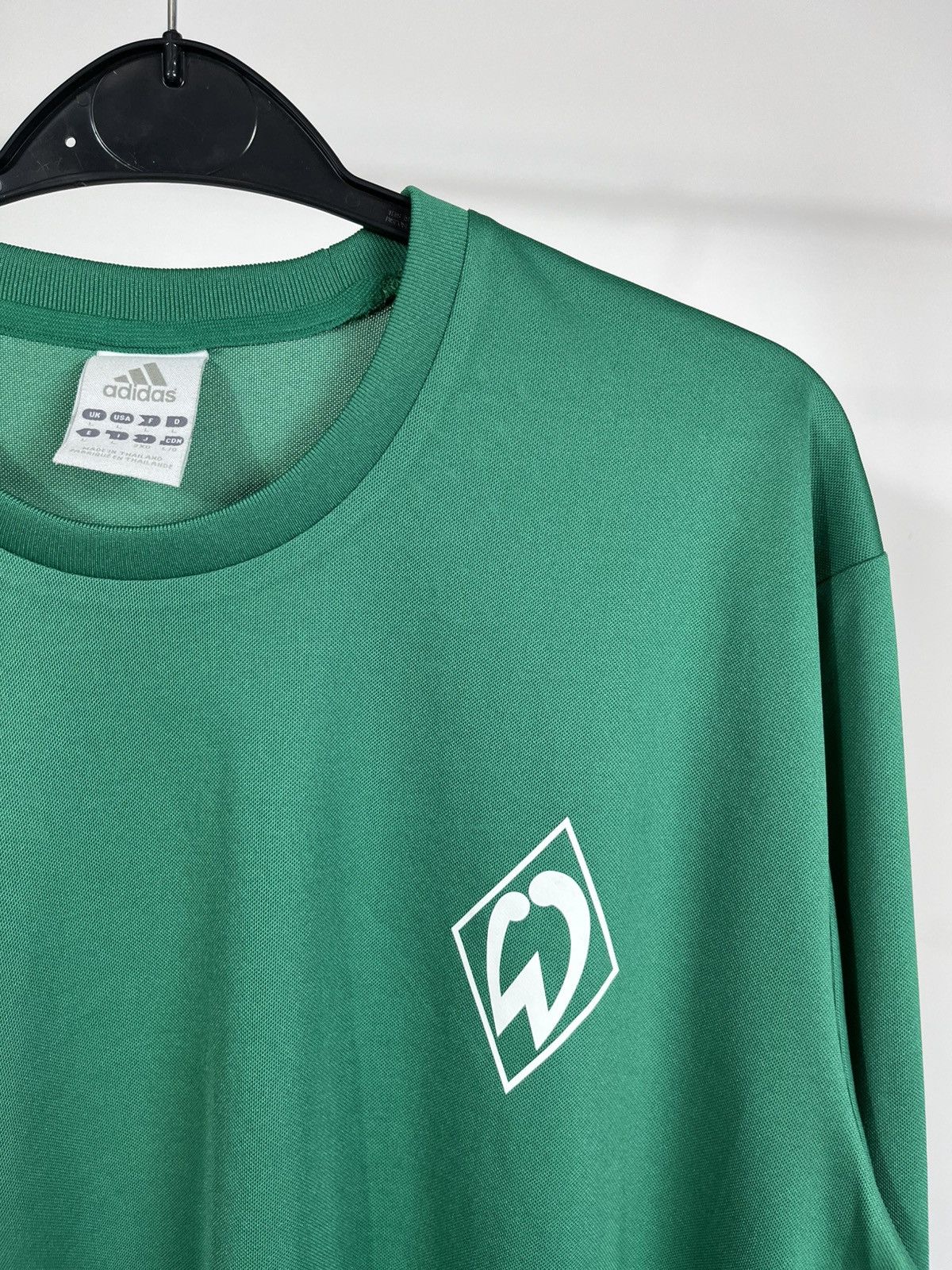 Adidas Adidas Werder Bremen Jersey Long Sleeve Shirt Size L Size US L / EU 52-54 / 3 - 4 Thumbnail