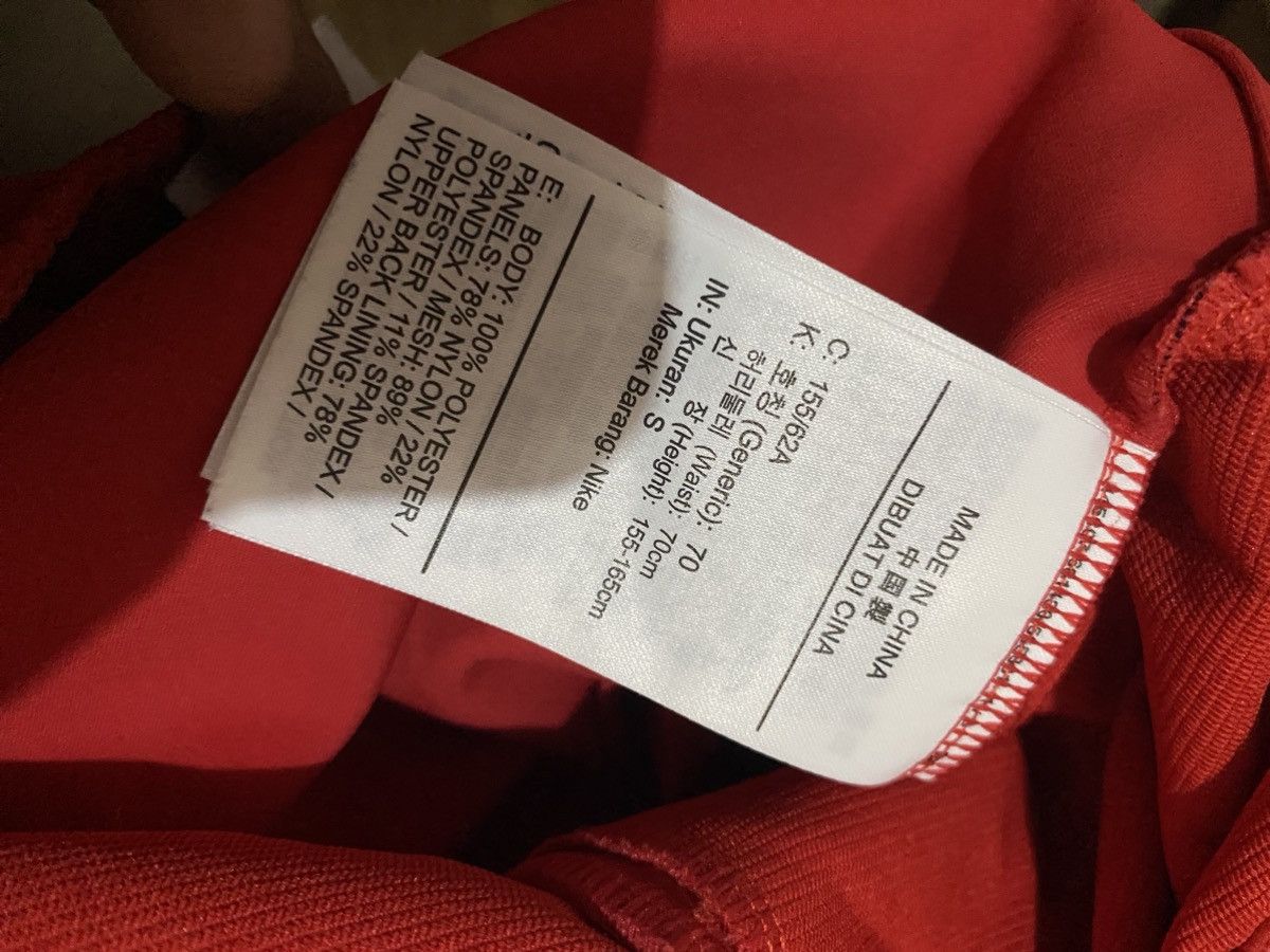 1017 ALYX 9SM × MMW × Nike Nike x MMW university red Tech pants Size 30" / US 8 / IT 44 - 8 Thumbnail
