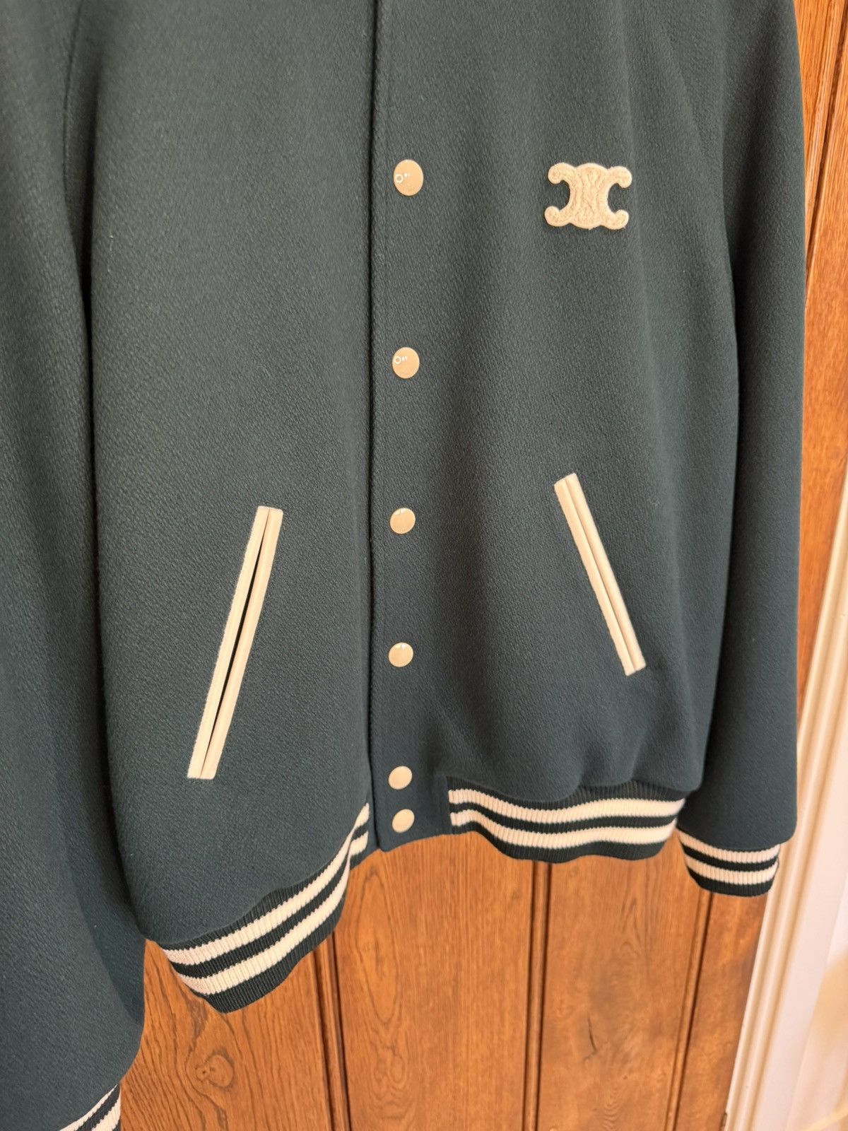 Celine $3.25k+ FW24 Celine Triomphe logo teddy jacket green Hedi 52 Size US L / EU 52-54 / 3 - 14 Thumbnail