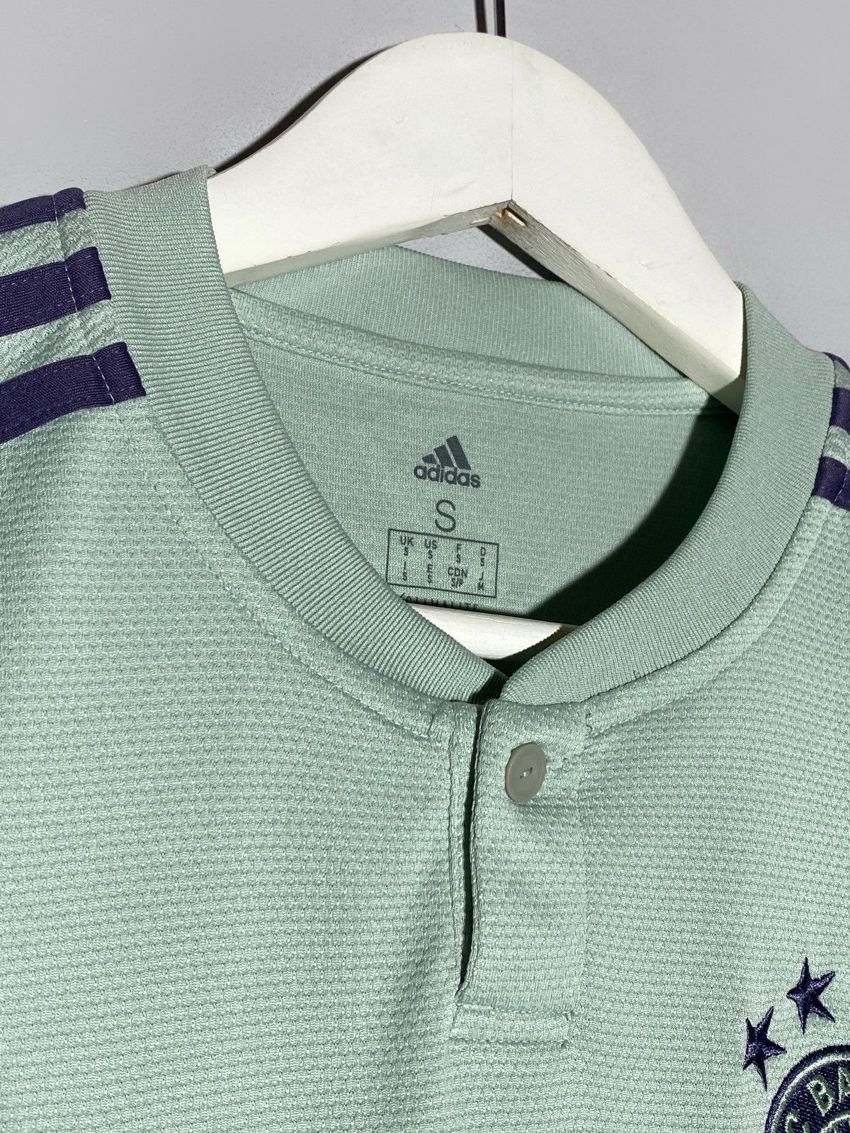 Adidas Adidas FC Bayern Munchen 2018/19 Away Football Shirt Size US S / EU 44-46 / 1 - 8 Thumbnail