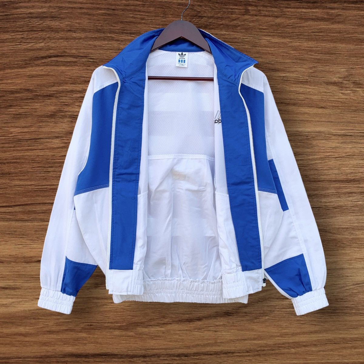 Vintage Vintage 90s Adidas zipper Windbreaker Jacket Size US S / EU 44-46 / 1 - 4 Thumbnail