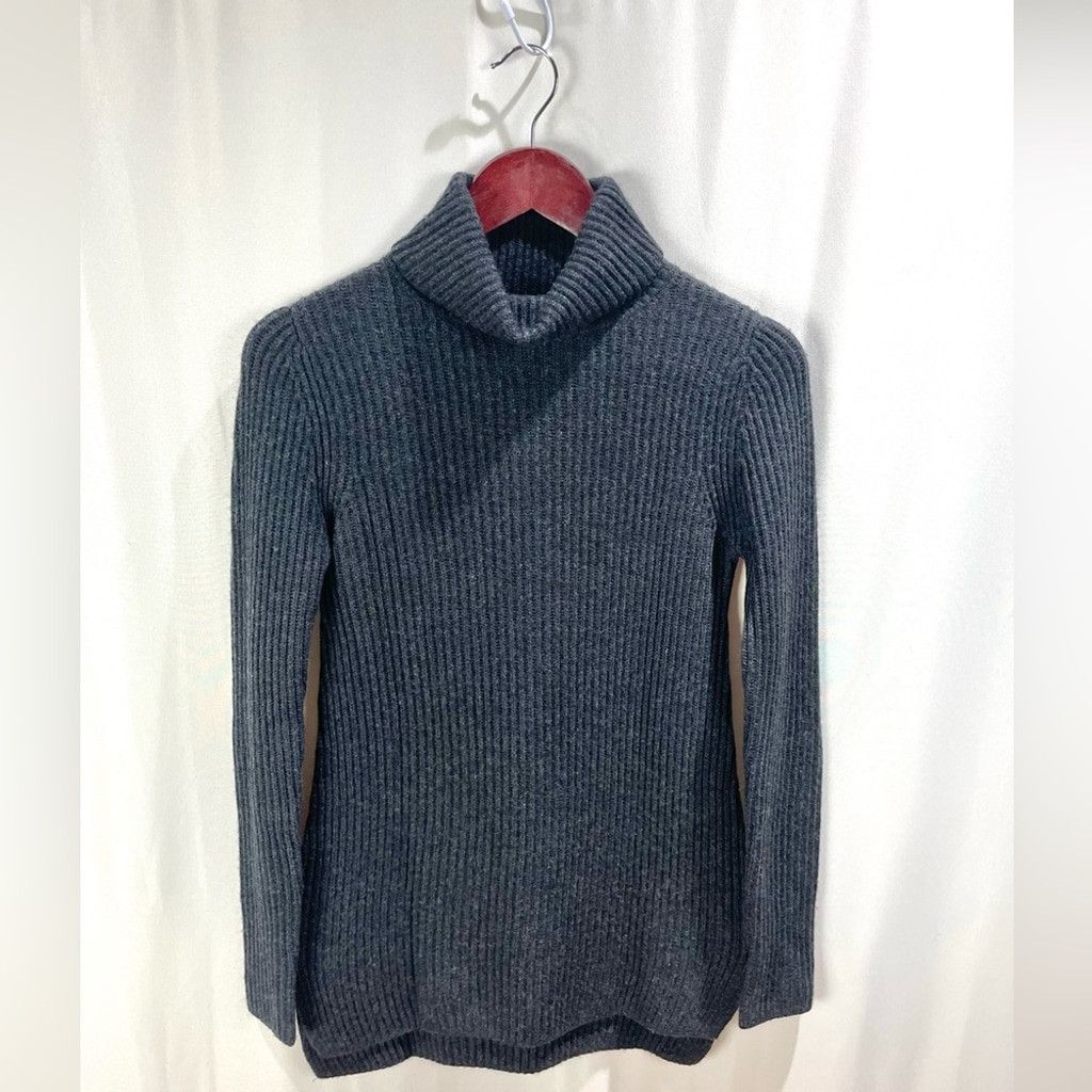 Aritzia Babaton Grey Ribbed Cashmere Merino Turtleneck Sweater XXS Size XXS / US 00 / IT 34 - 2 Thumbnail