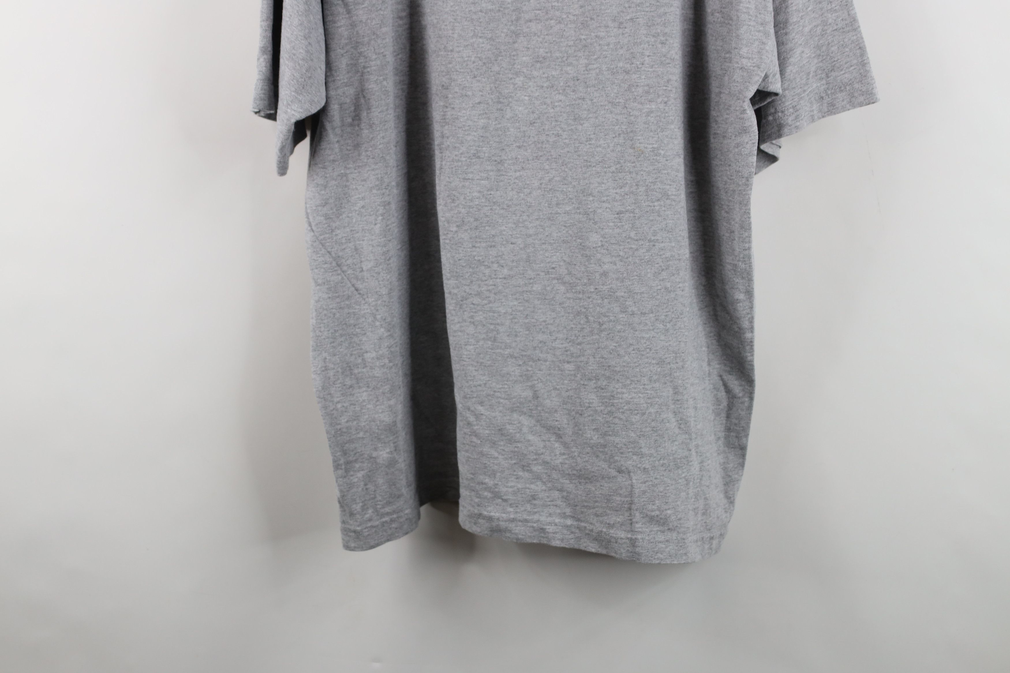 Vintage Vintage 90s Streetwear Sportswear Surfing Flags T-Shirt USA Size US XL / EU 56 / 4 - 13 Thumbnail