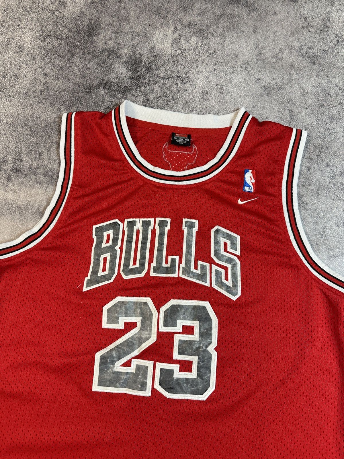NBA × Nike Vintage Nike Chicago Bulls Jordan 23 NBA Basketball Jersey Size US XXL / EU 58 / 5 - 2 Thumbnail