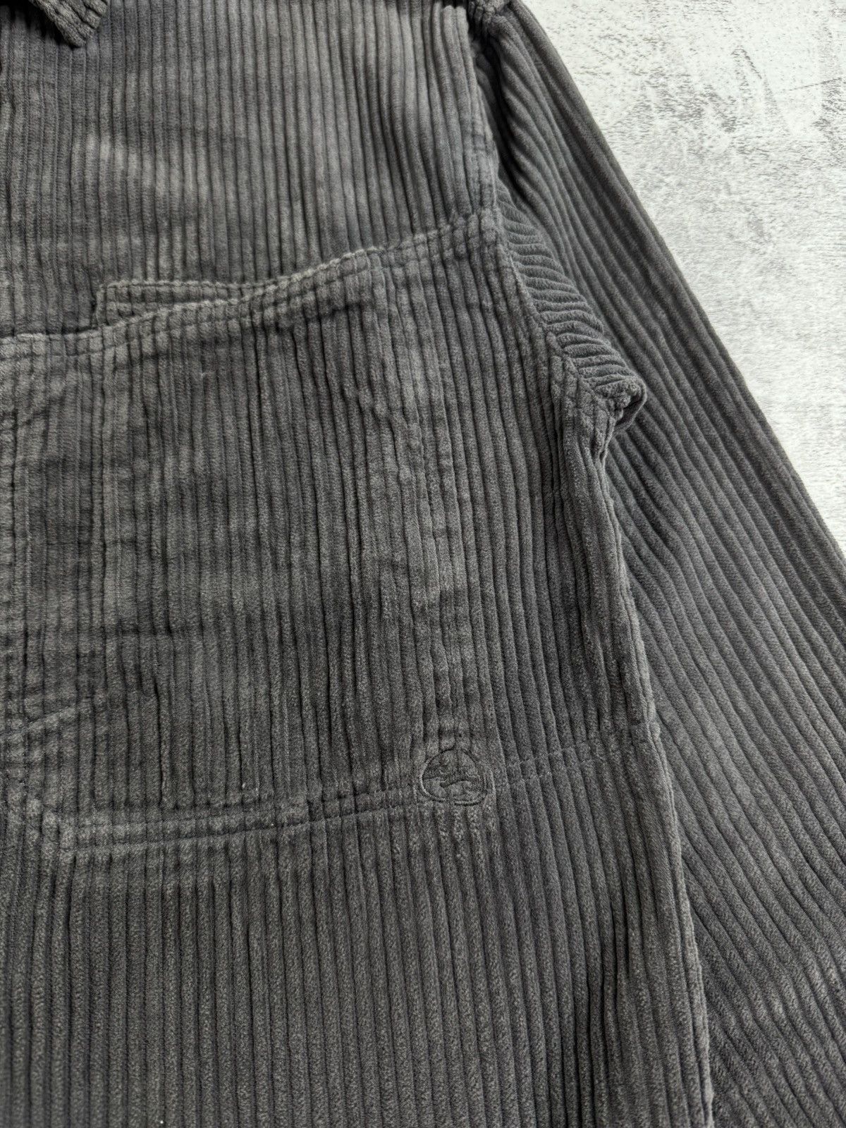 Billabong Billabong Corduroy Velvet Velour Overshirt Button Pullover Size US S / EU 44-46 / 1 - 7 Thumbnail
