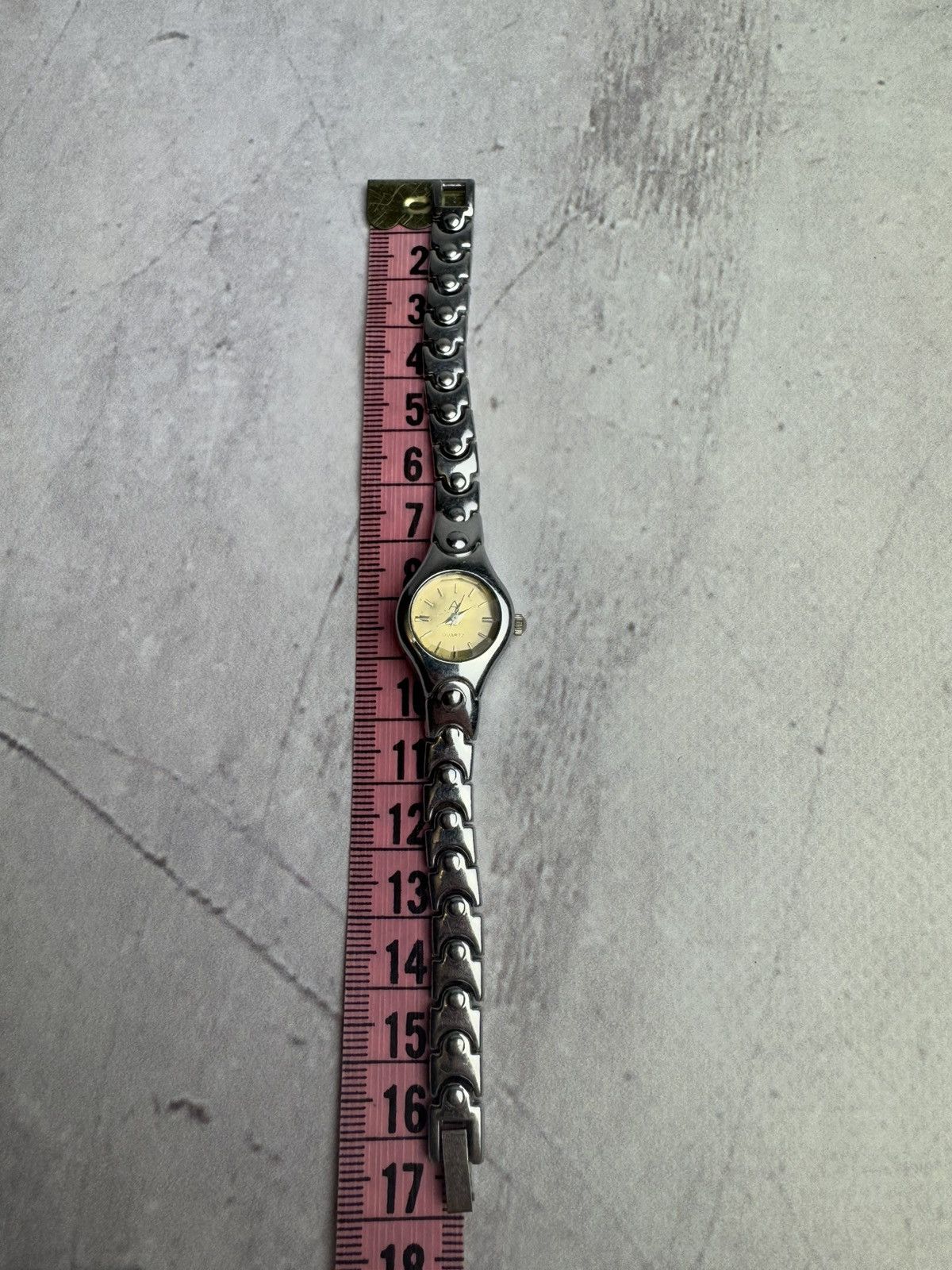 Japanese Brand × Vintage Vintage Futuristic Watch Women’s Size ONE SIZE - 5 Thumbnail