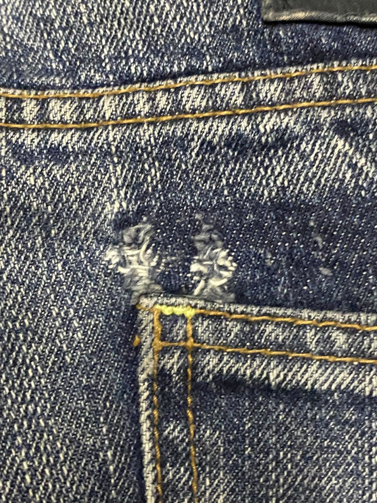 Le Grande Bleu (L.G.B.) Vintage Japanese Brand Thunder Distressed Little Bootcut Size US 35 - 15 Thumbnail