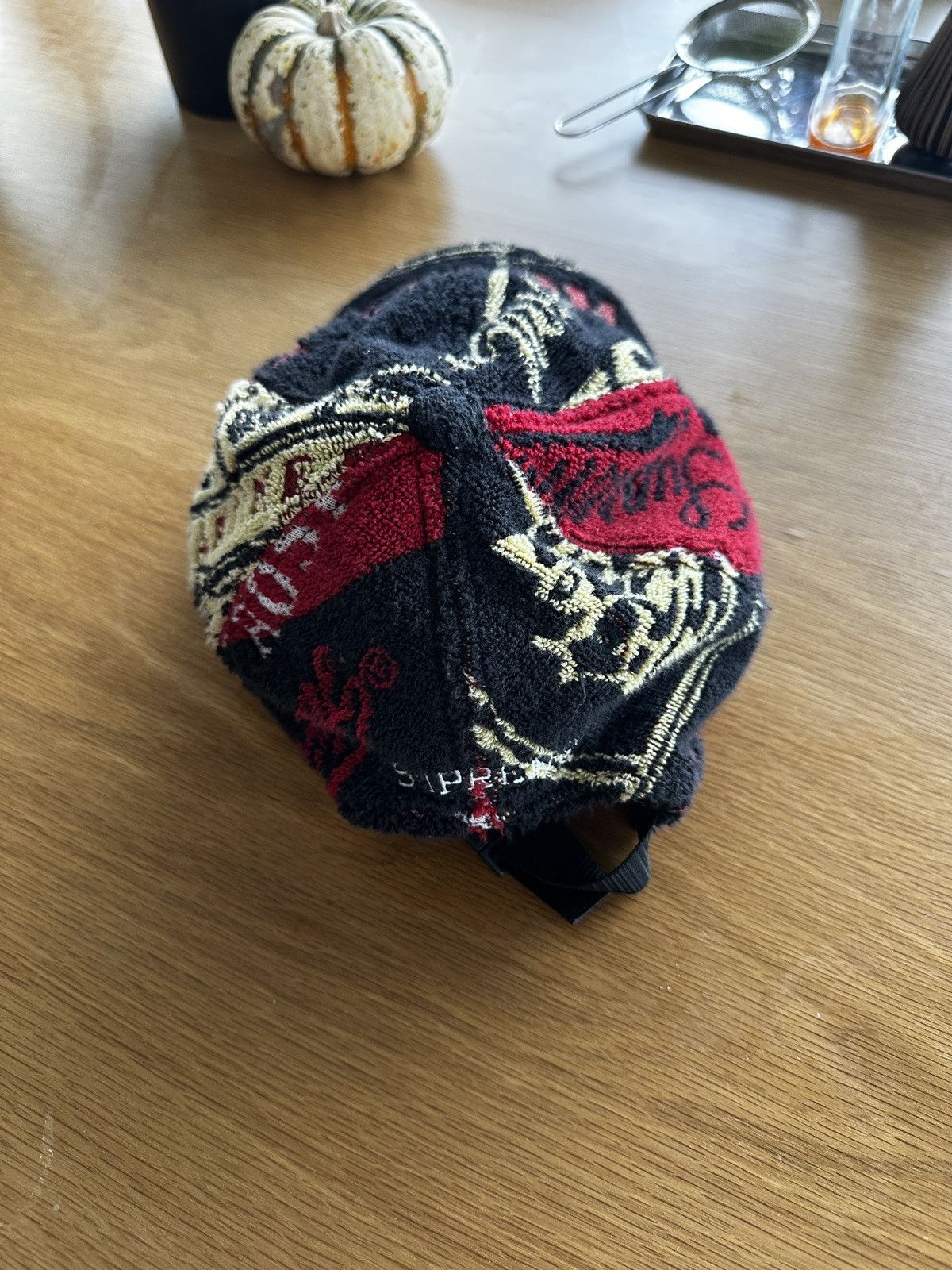 Martine Rose × Supreme Martine Rose Supreme Towel Hat Size ONE SIZE - 3 Thumbnail