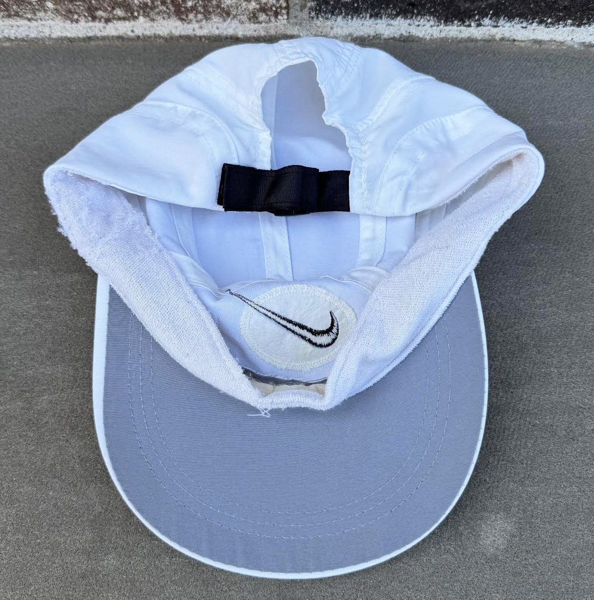 Vintage Nike Running White Hat