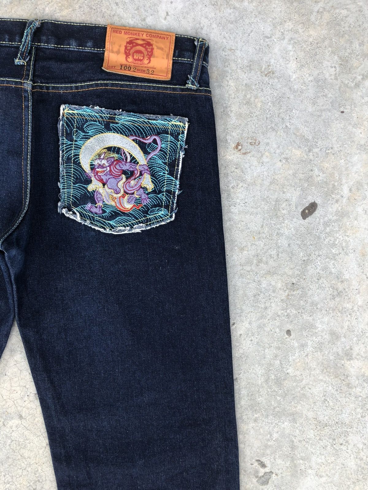 RMC Jeans Red Monkey Company Embroidered Jeans Distressed Size US 33 - 10 Thumbnail