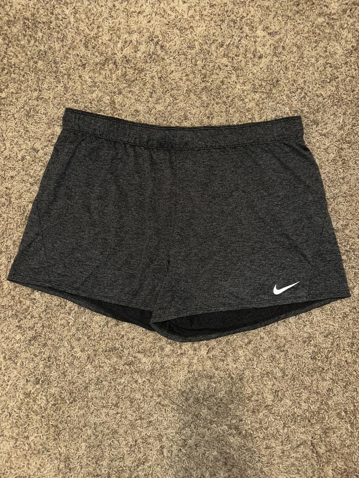 Nike Nike Women's Dri Fit Training Shorts Heather Gray Shorts Size 42" / US 20 - 1 Thumbnail