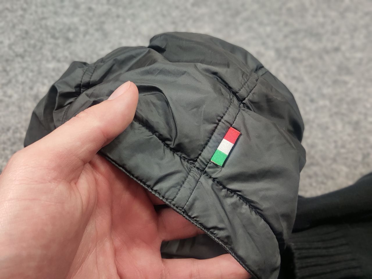 Ferrari × Puma Puma x Ferrari Logo Black Zip hoodie Knit Jacket Vintage Size US L / EU 52-54 / 3 - 17 Thumbnail