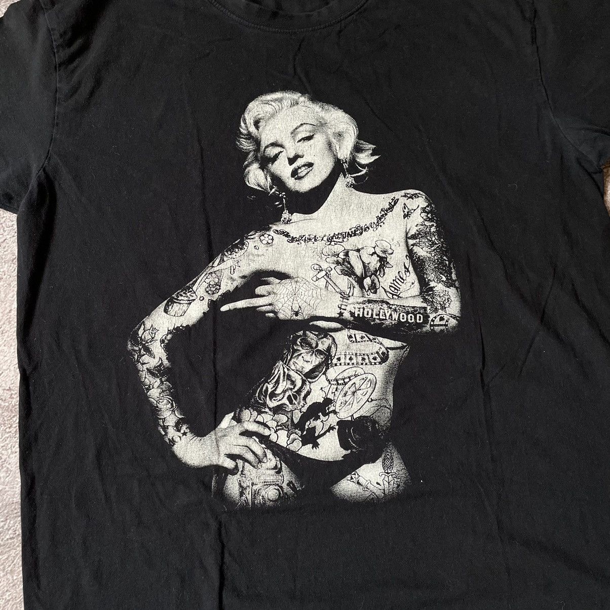 Vintage Vintage Y2K Marilyn Monroe Graphic Tee Streetwear Cropped L Size US L / EU 52-54 / 3 - 6 Thumbnail