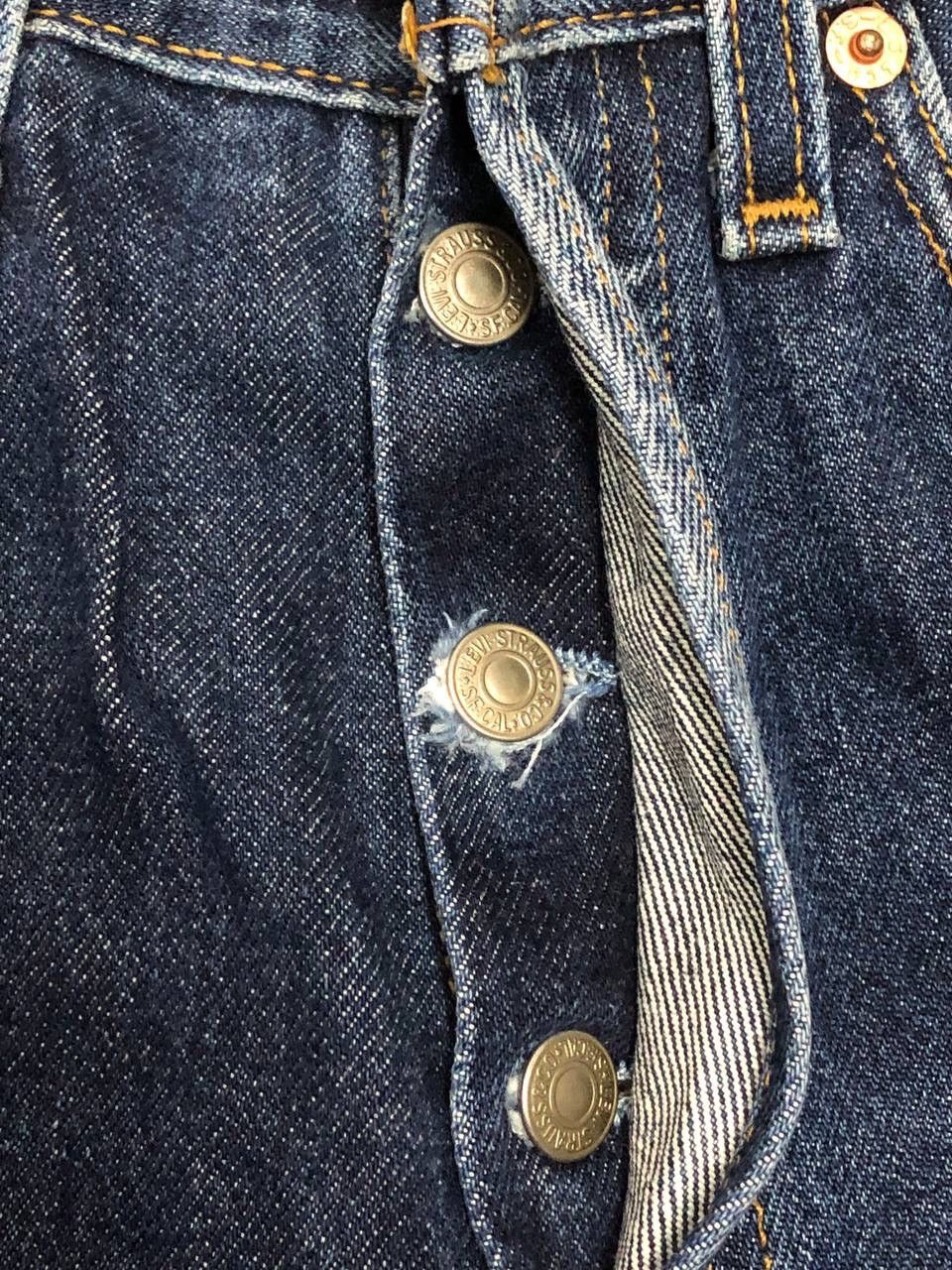 Levi's 90s Vintage Levis 501 Made In USA Jeans Size US 26 / EU 42 - 19 Thumbnail