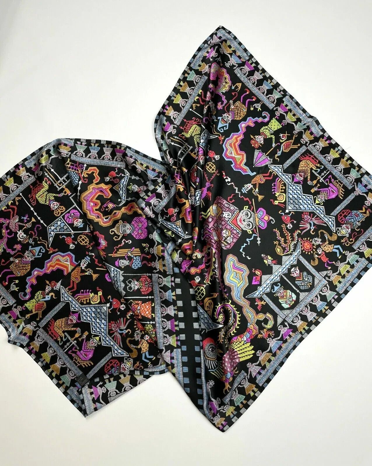 Other Fabric Hand Made Switzerland Pure Silk Printed Scarf Size ONE SIZE - 8 Thumbnail