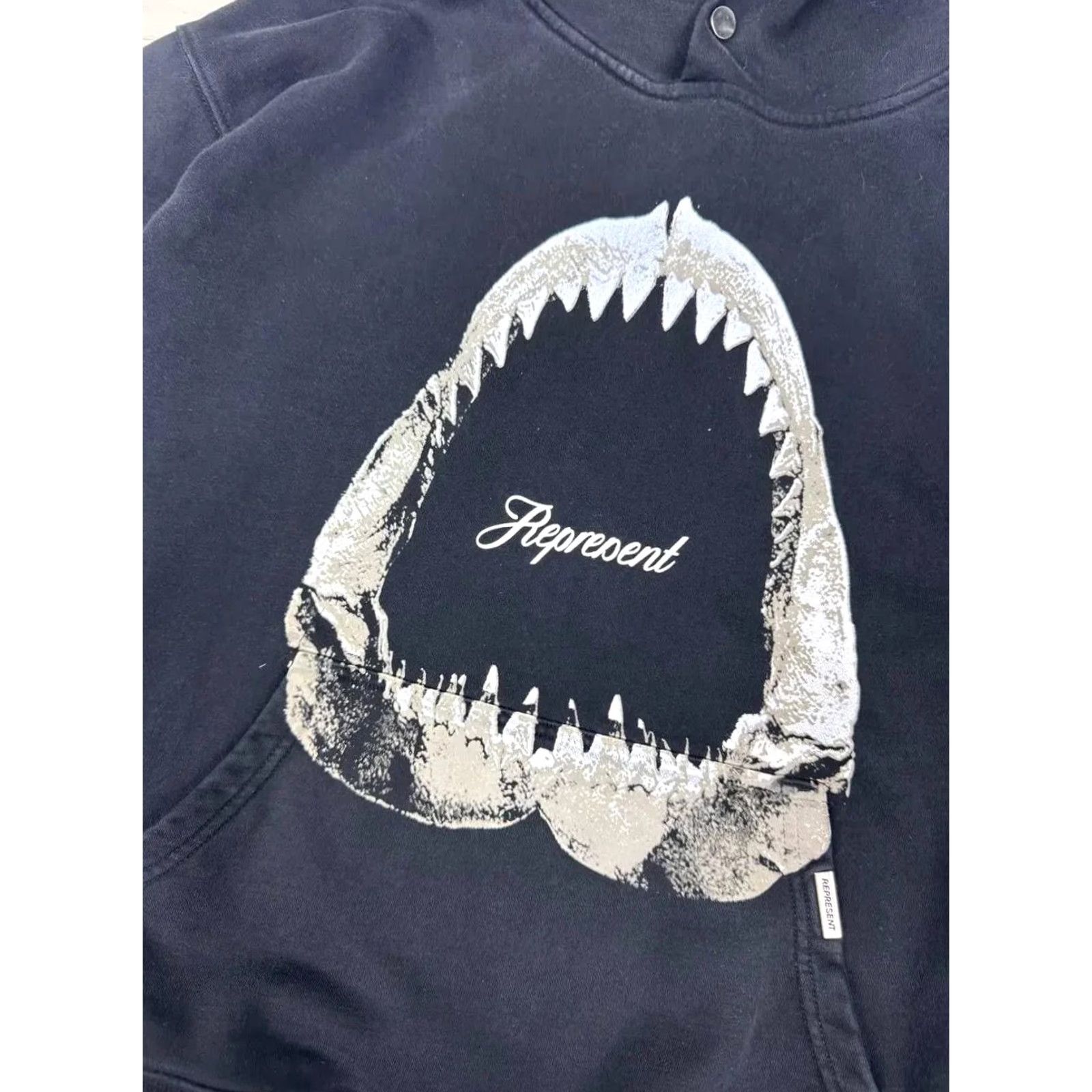 Vintage Represent Shark Jaws Hoodie Men L black Shirt Mens XS? Size US L / EU 52-54 / 3 - 6 Thumbnail