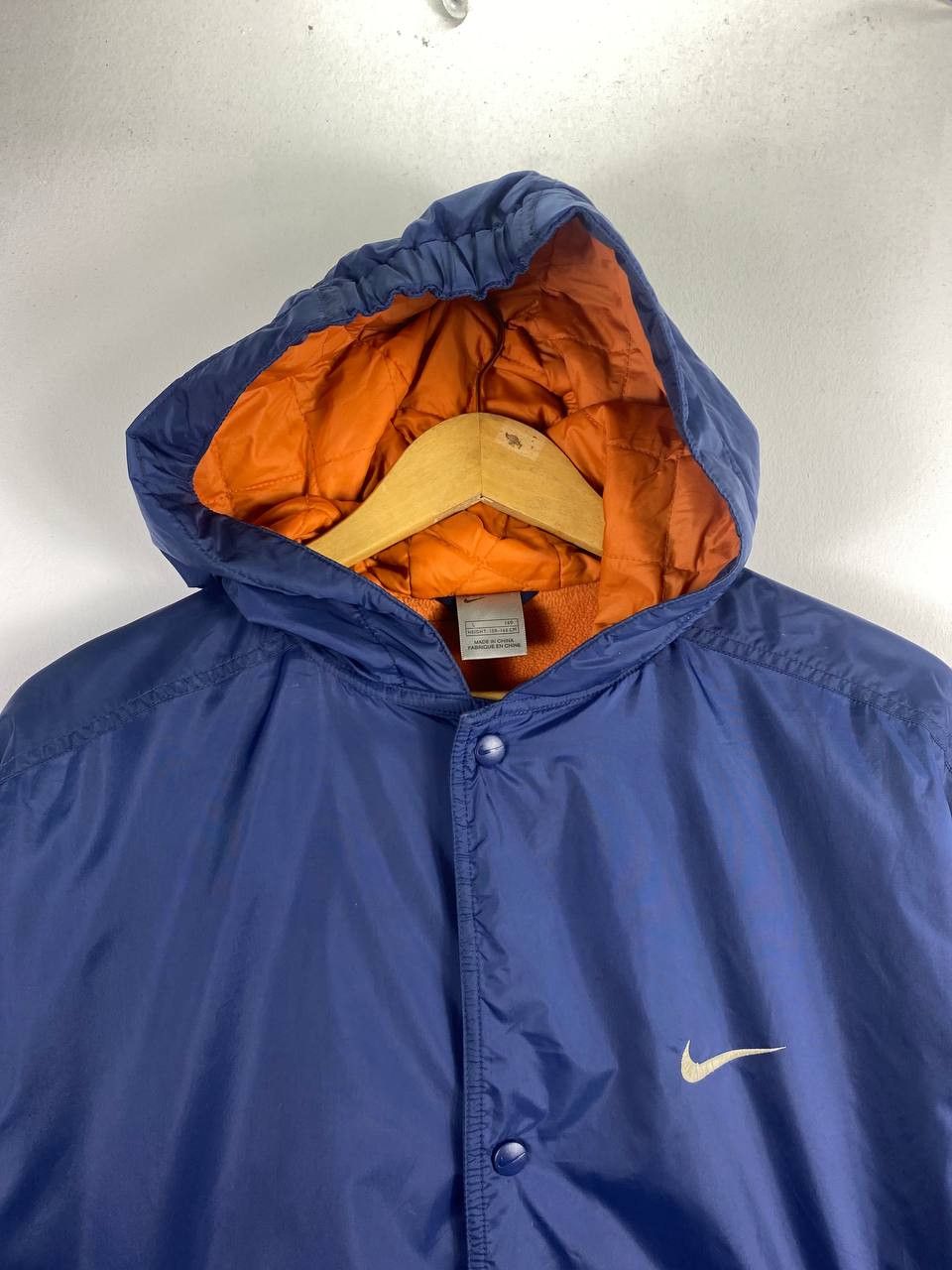 Nike nike long coach jacket faded swoosh at the back Size US L / EU 52-54 / 3 - 2 Thumbnail
