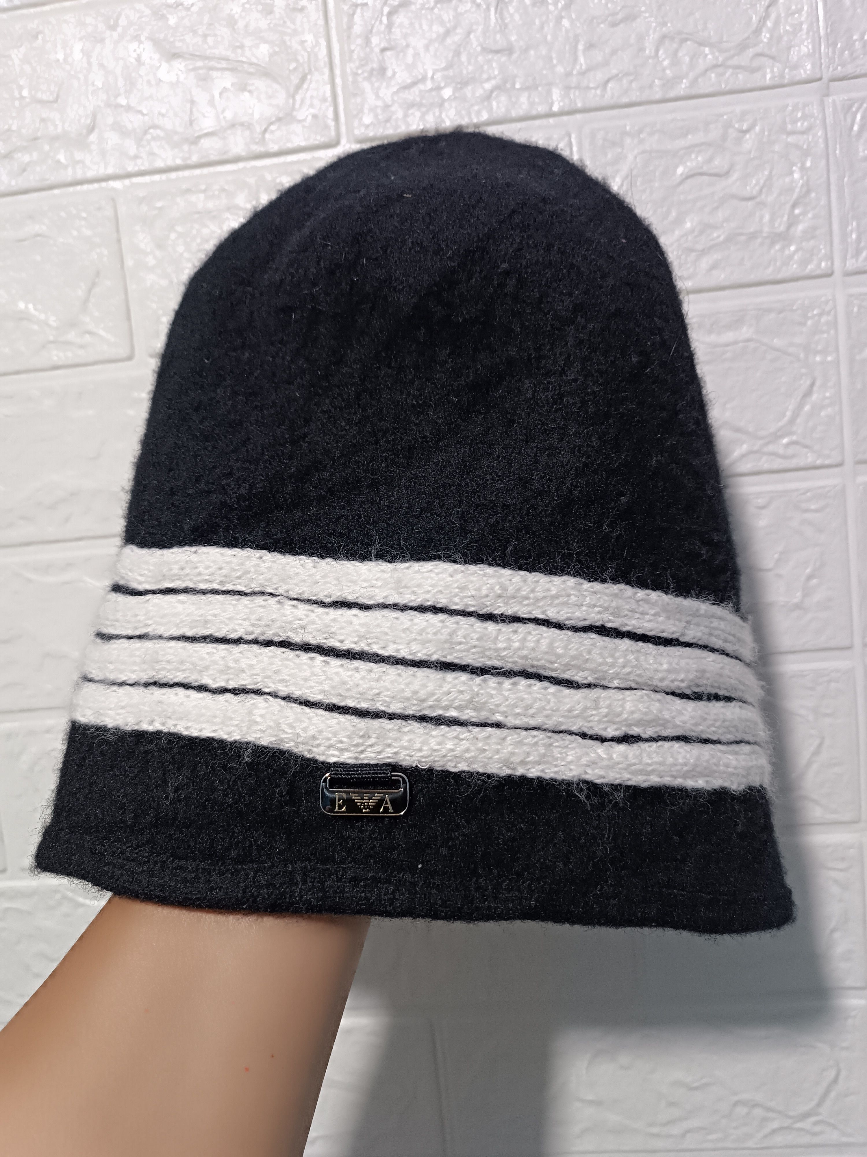 Emporio Armani Emporio Armani Wool Knit Hat Black Size ONE SIZE - 2 Thumbnail