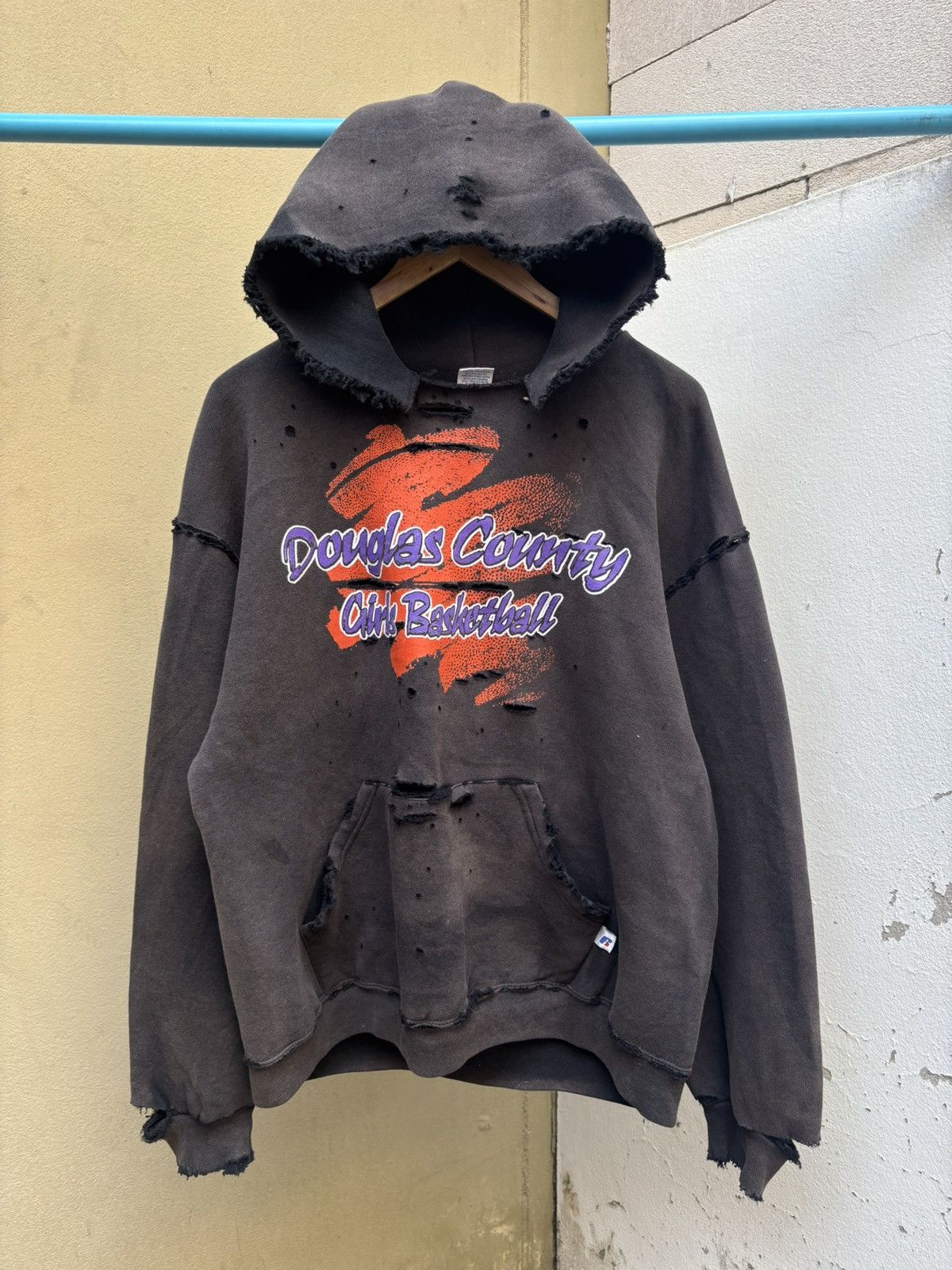 Vintage Faded Distressed Thrashed Russell Hoodie Douglas County ERD Size US L / EU 52-54 / 3 - 10 Thumbnail