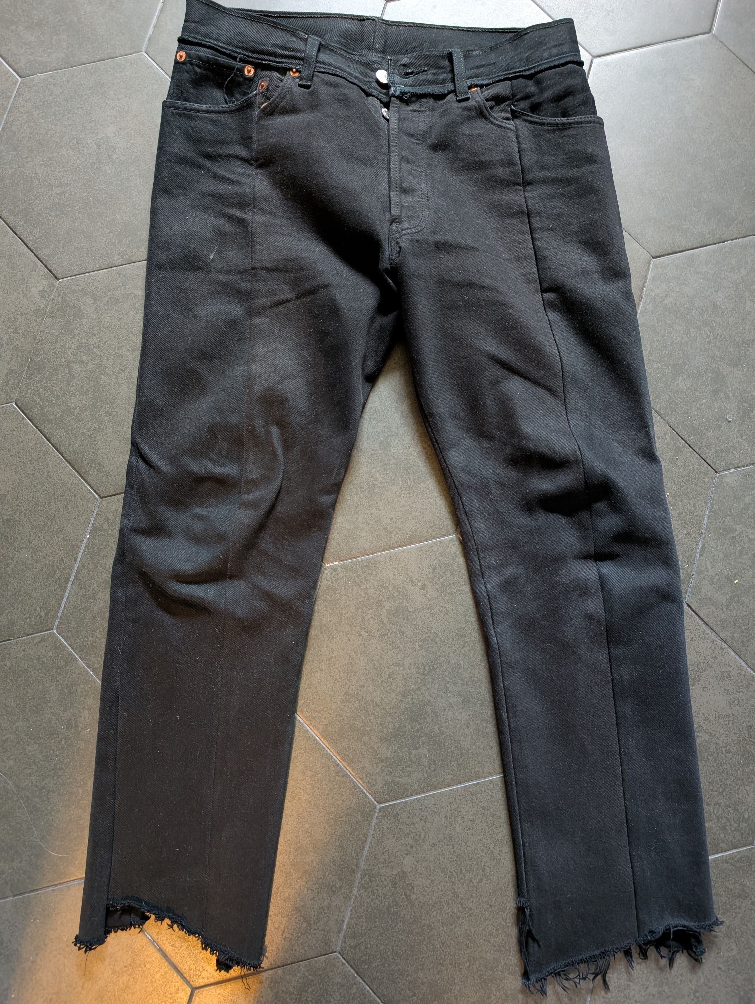 Vetements Vetement levis reconstructed jeans Size US 30 / EU 46 - 1 Thumbnail