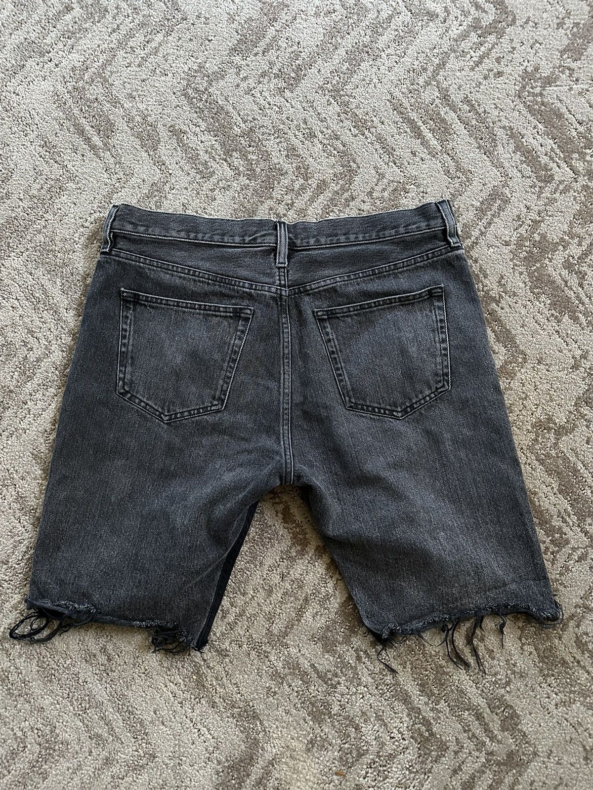 Balenciaga Balenciaga flip Jean shorts Size US 32 / EU 48 - 2 Thumbnail
