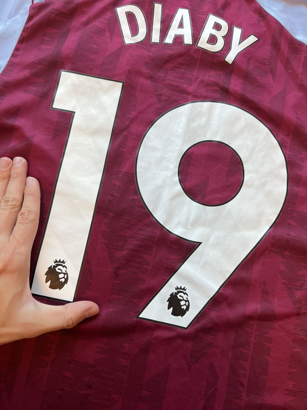 Castore Aston Villa 2023/24 Diaby 19 T-shirt Size US S / EU 44-46 / 1 - 15 Thumbnail