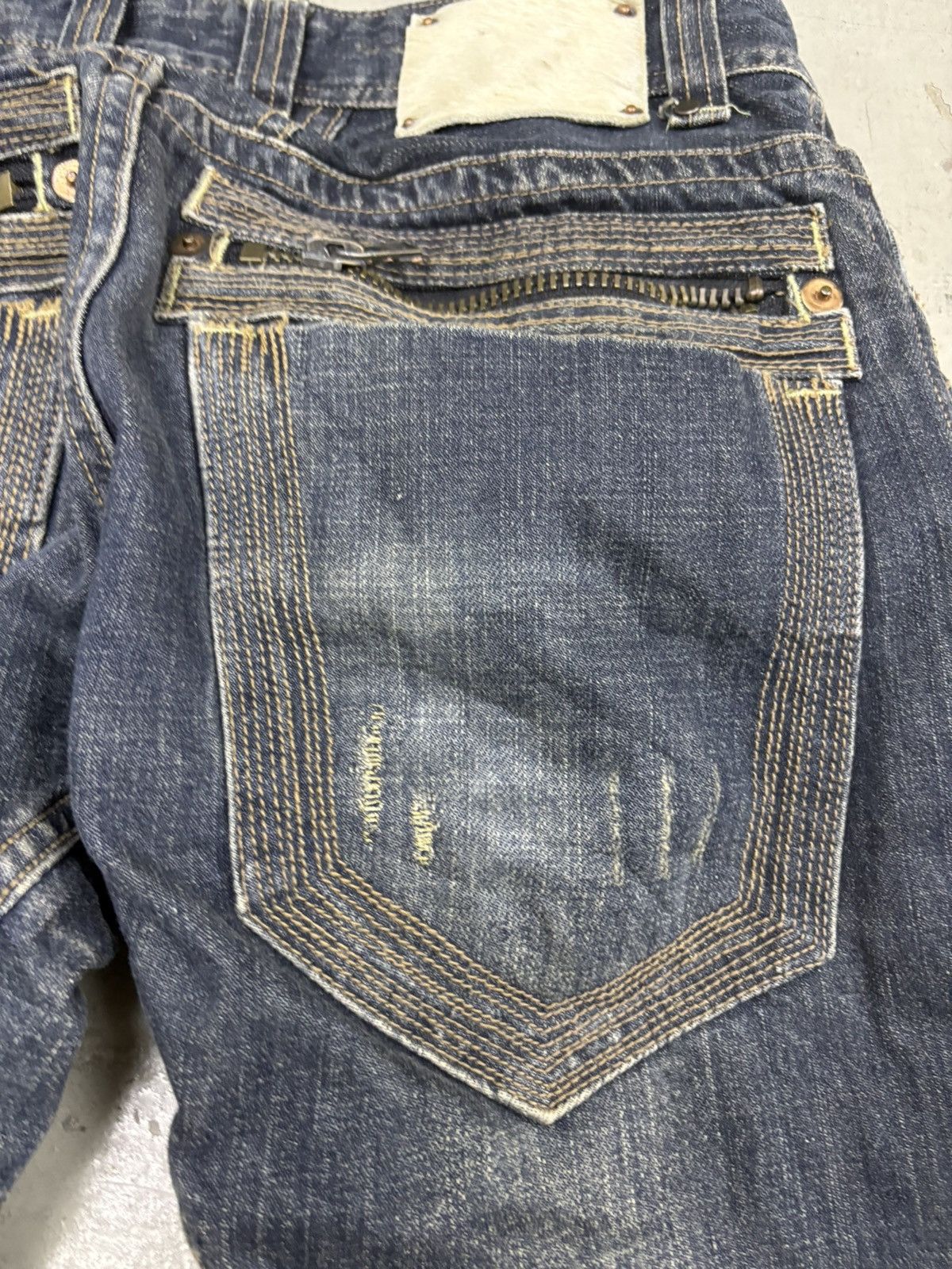 Engineered Garments PAINTED DISTRESSED DENIM BY URBAN CRAFT Size US 31 - 16 Thumbnail