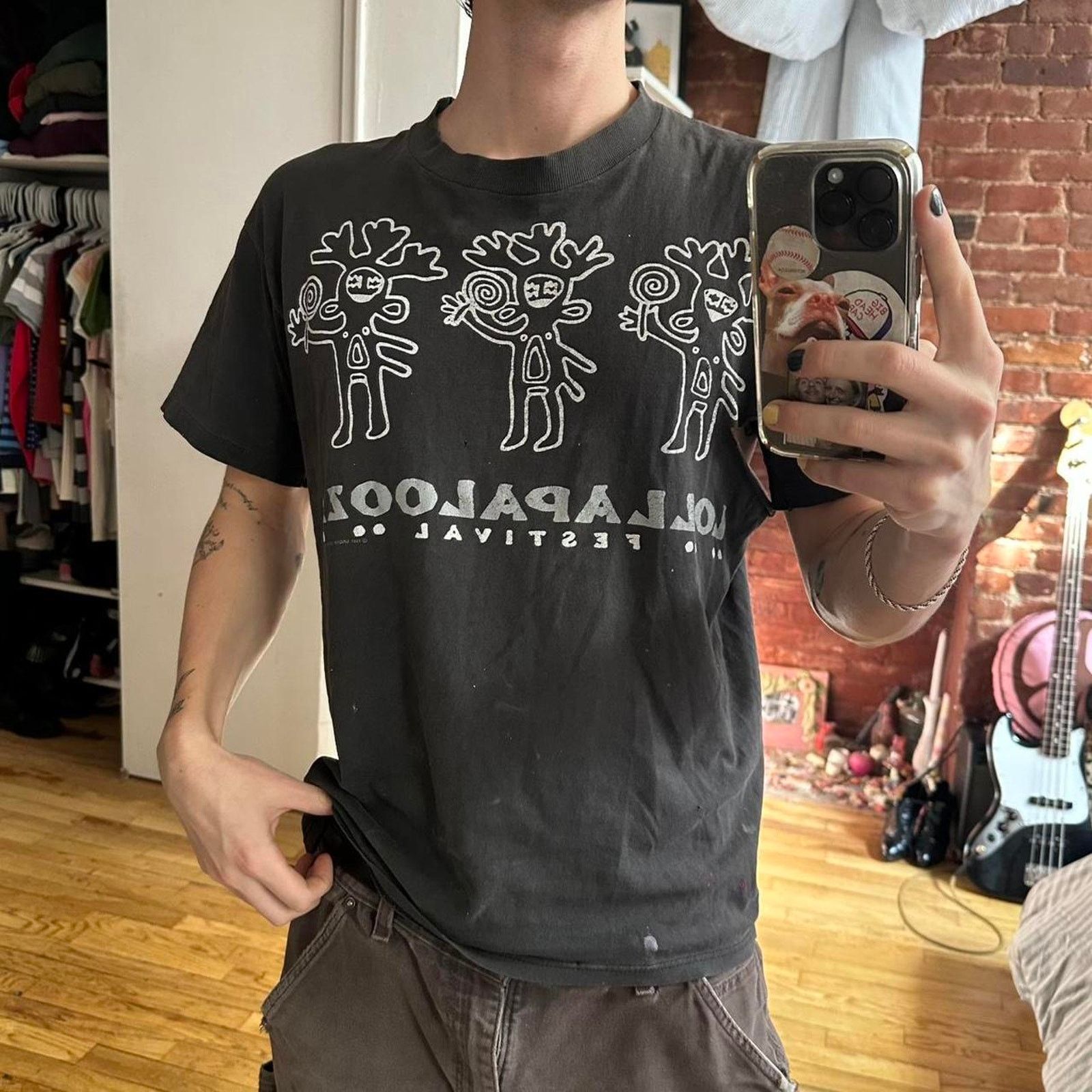 Band Tees × Vintage Rare Vintage 90s Lolla Palooza Thrashed Graphic Band Shirt Size US M / EU 48-50 / 2 - 1 Thumbnail