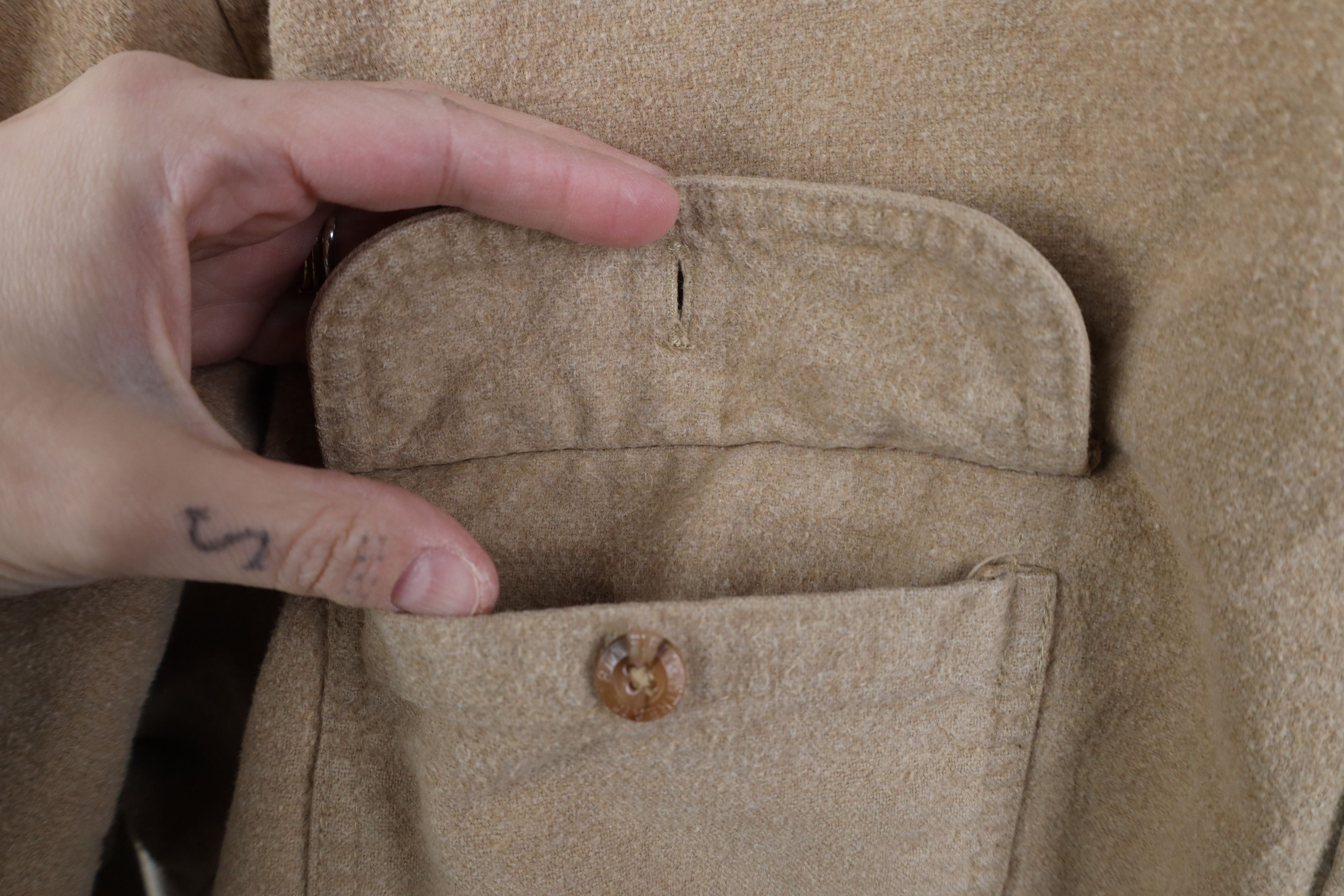 Vintage Vintage 90s Streetwear Chamois Cloth Button Shirt Beige Tan Size US XXL / EU 58 / 5 - 10 Thumbnail