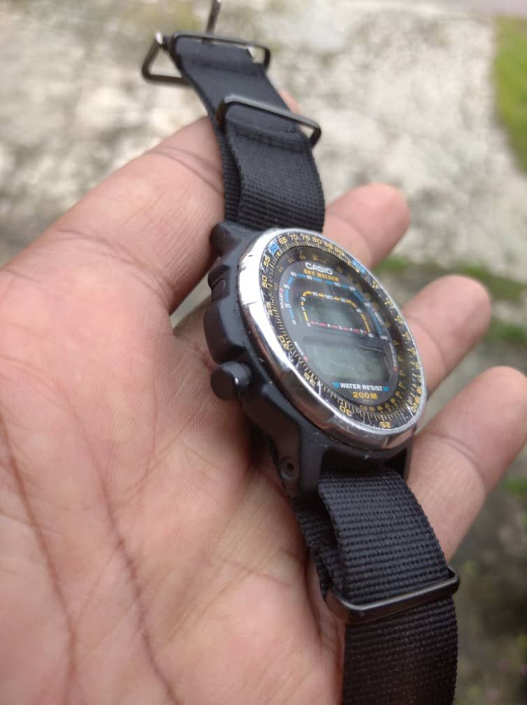 Casio CASIO DW-4000 ''Sky Walker'' worn by Van Damme in TimeCop Size ONE SIZE - 2 Thumbnail