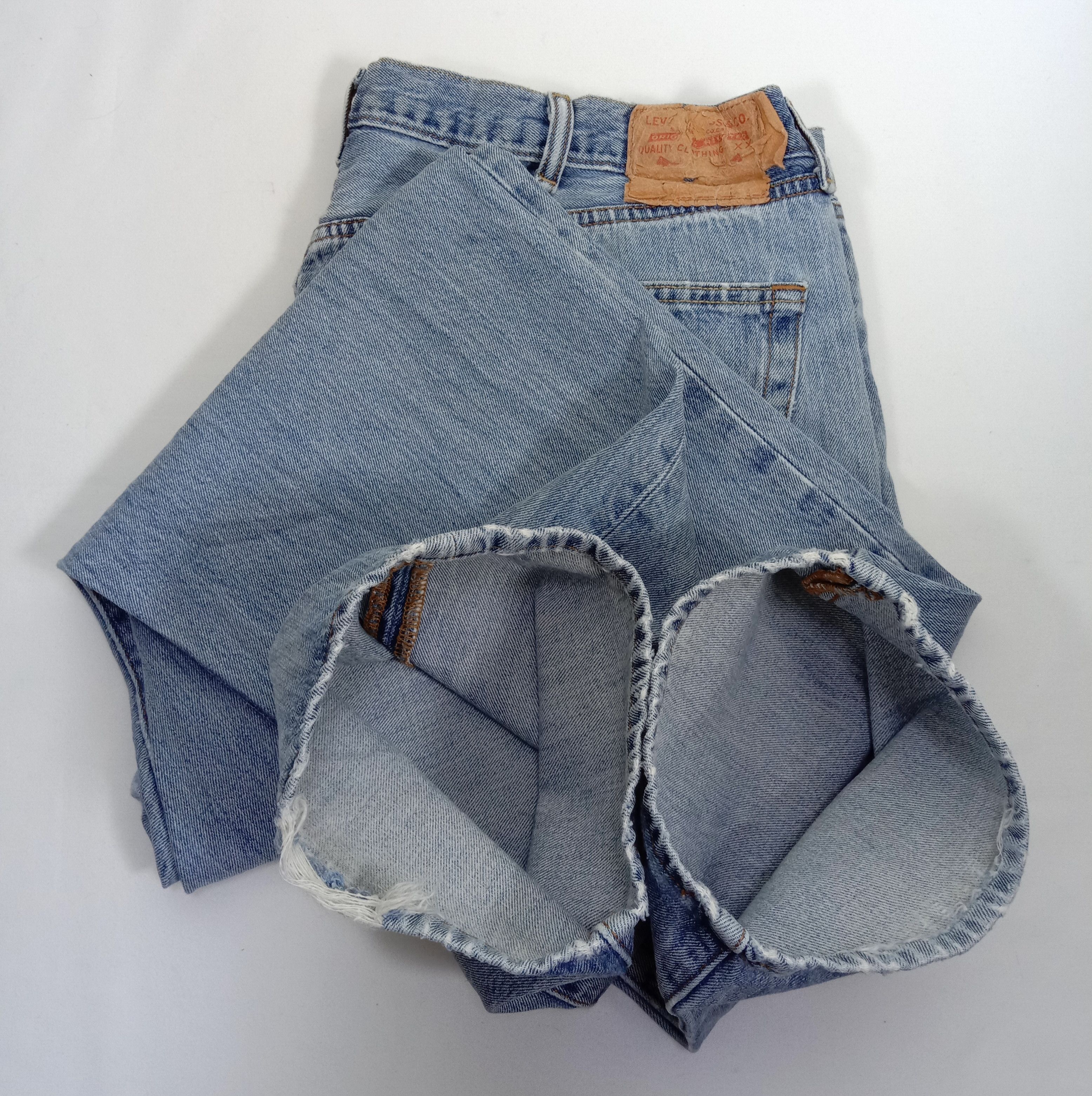 Levi's Vintage Levi's 501 Light Wash Jeans Button Fly Denim Size US 42 / EU 58 - 15 Thumbnail