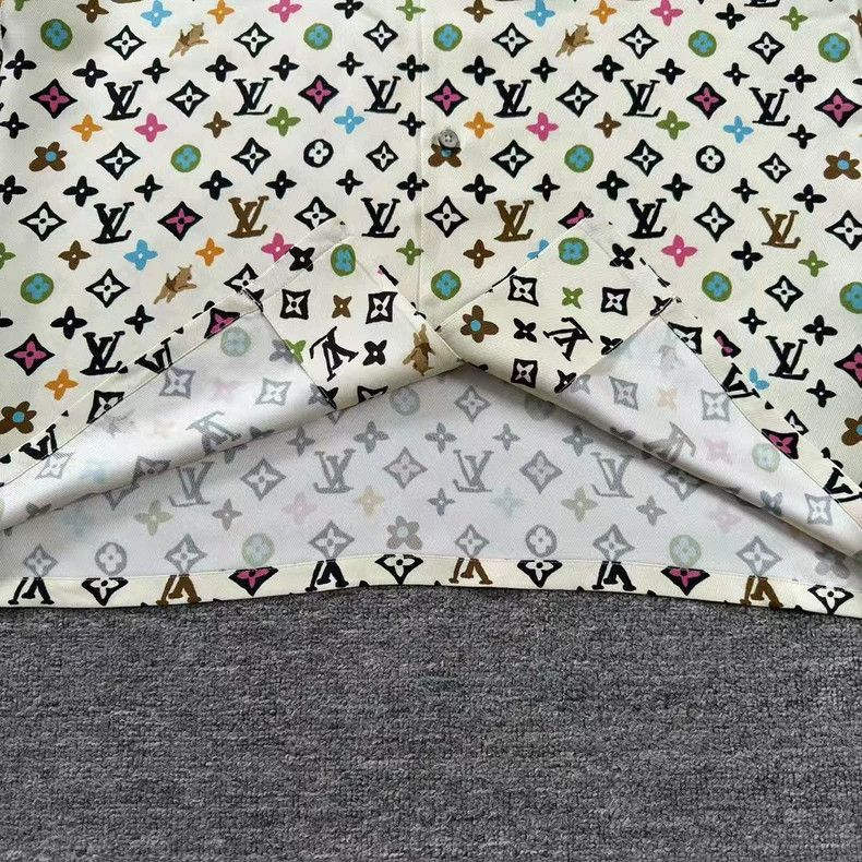Louis Vuitton LV Tyler Printed Short Sleeve Shirt in Beige -2505 Size US XS / EU 42 / 0 - 5 Thumbnail