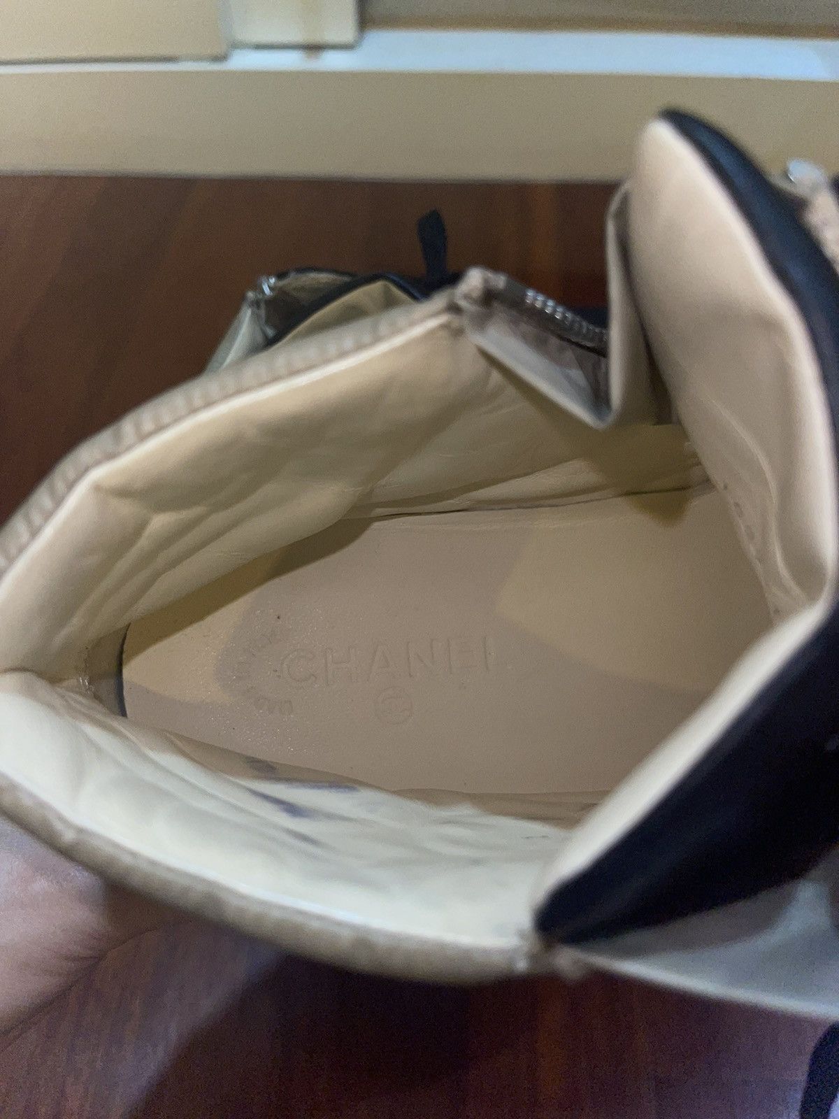Chanel × Karl Lagerfeld Chanel Beige Black Sneakers Size US 9 / EU 42 - 9 Thumbnail