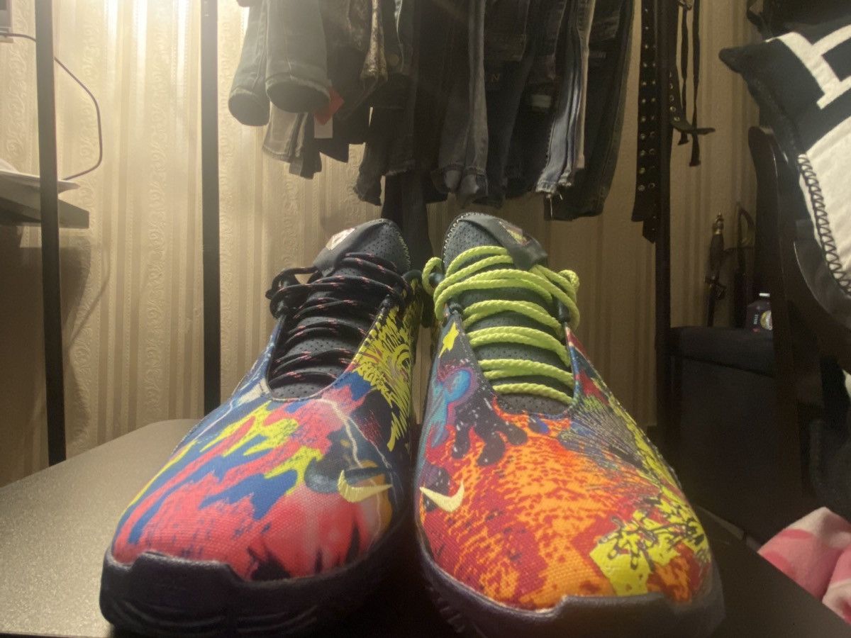 Nike Lebron 22 Bryce’s World Size US 11 / EU 44 - 3 Thumbnail