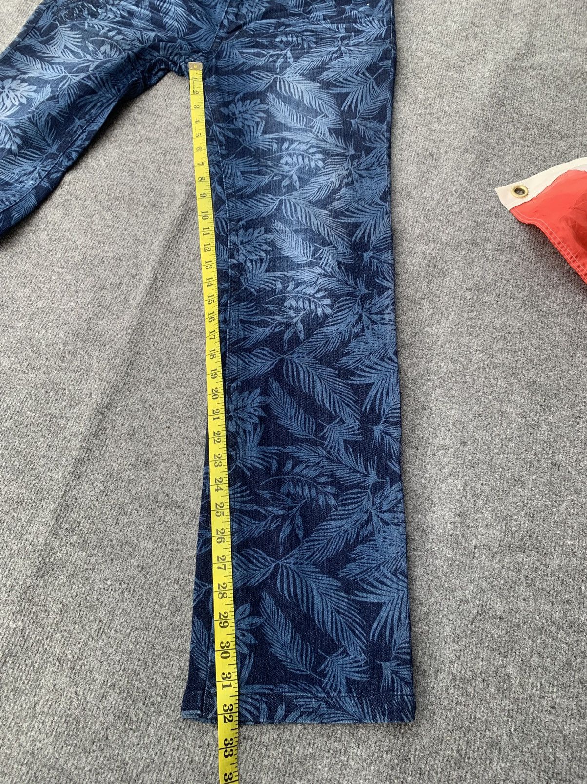 Japanese Brand MCD V.O.D Core Division All Over Floral Print Denim Jeans. Size US 34 / EU 50 - 6 Thumbnail