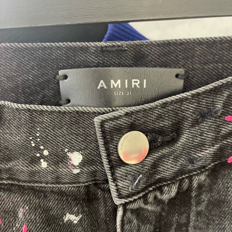 Amiri Amiri splashed paint distressed denim shorts/Size 31