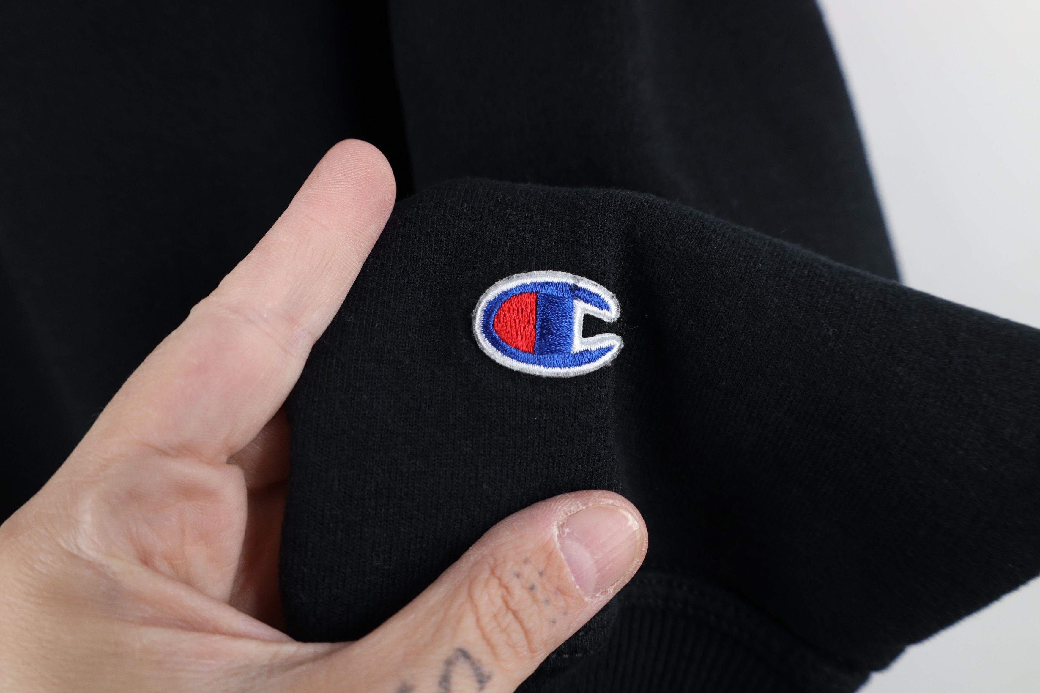 Champion Vintage Champion Monochrome Triple Black Crewneck Sweatshirt Size US L / EU 52-54 / 3 - 6 Thumbnail