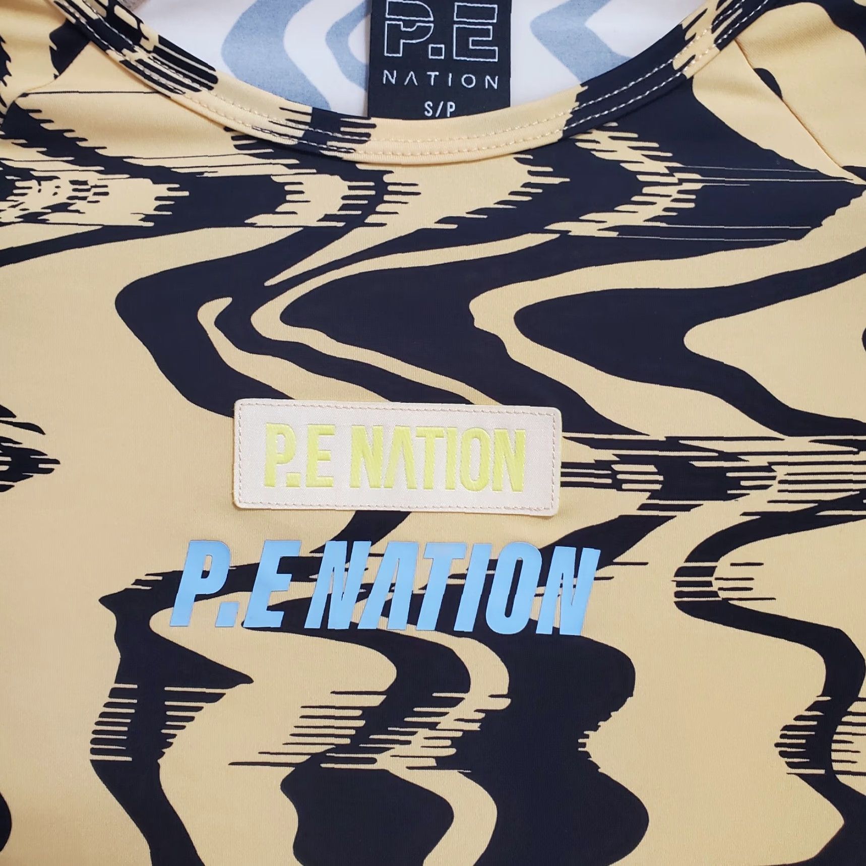 P.E Nation PE Nation New Wave Top Women Small Yellow Black Liquify Print Long Sleeve Stretch T-Shirt Activewear Women Regular Size S Ladies Black Yellow Size S / US 4 / IT 40 - 4 Thumbnail