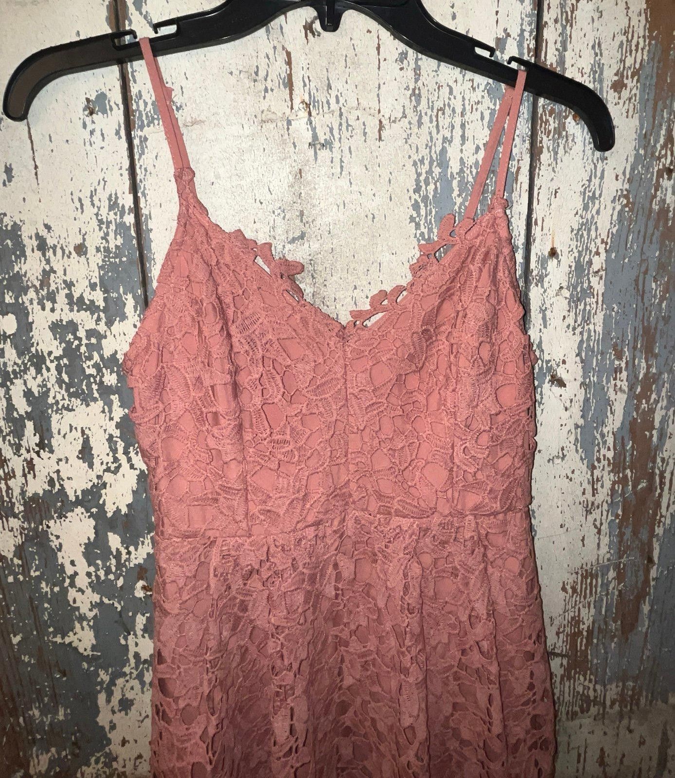 Other ASTR the Label size Small pink lace dress midi Size S / US 4 / IT 40 - 4 Thumbnail