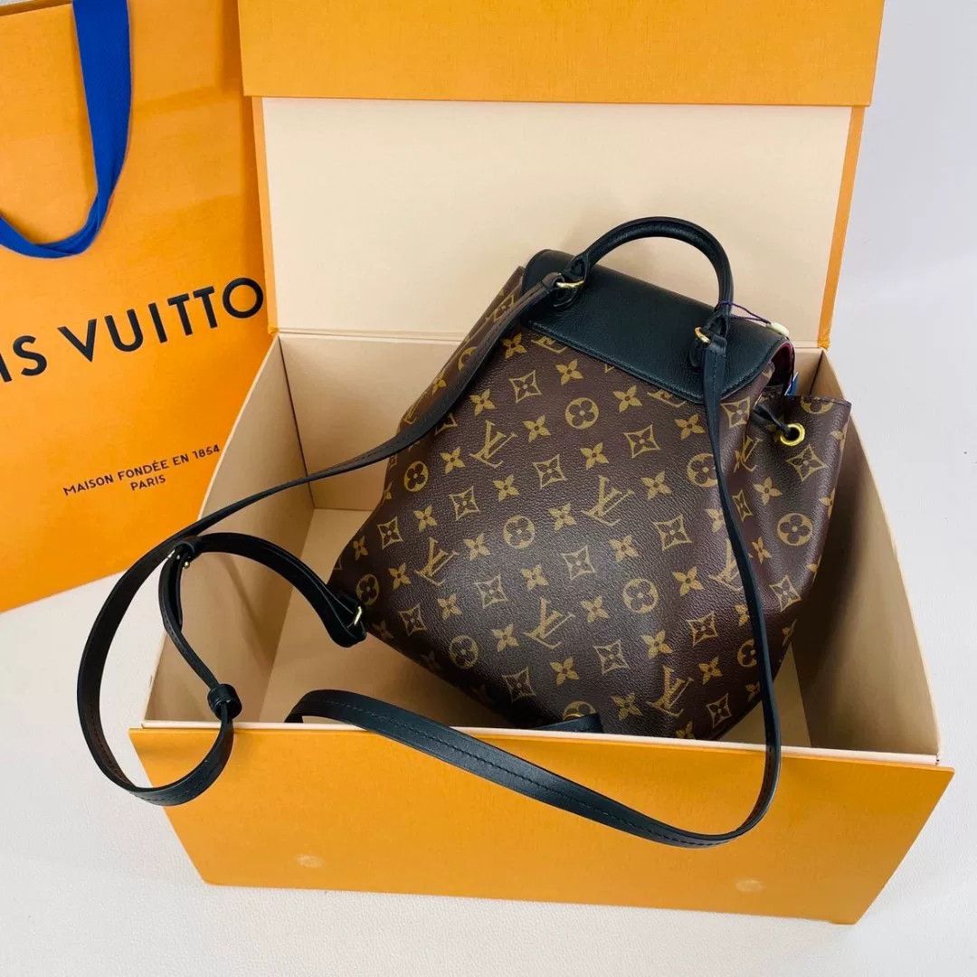 Louis Vuitton Pre-loved Bag Very good condition Size ONE SIZE - 1 Thumbnail