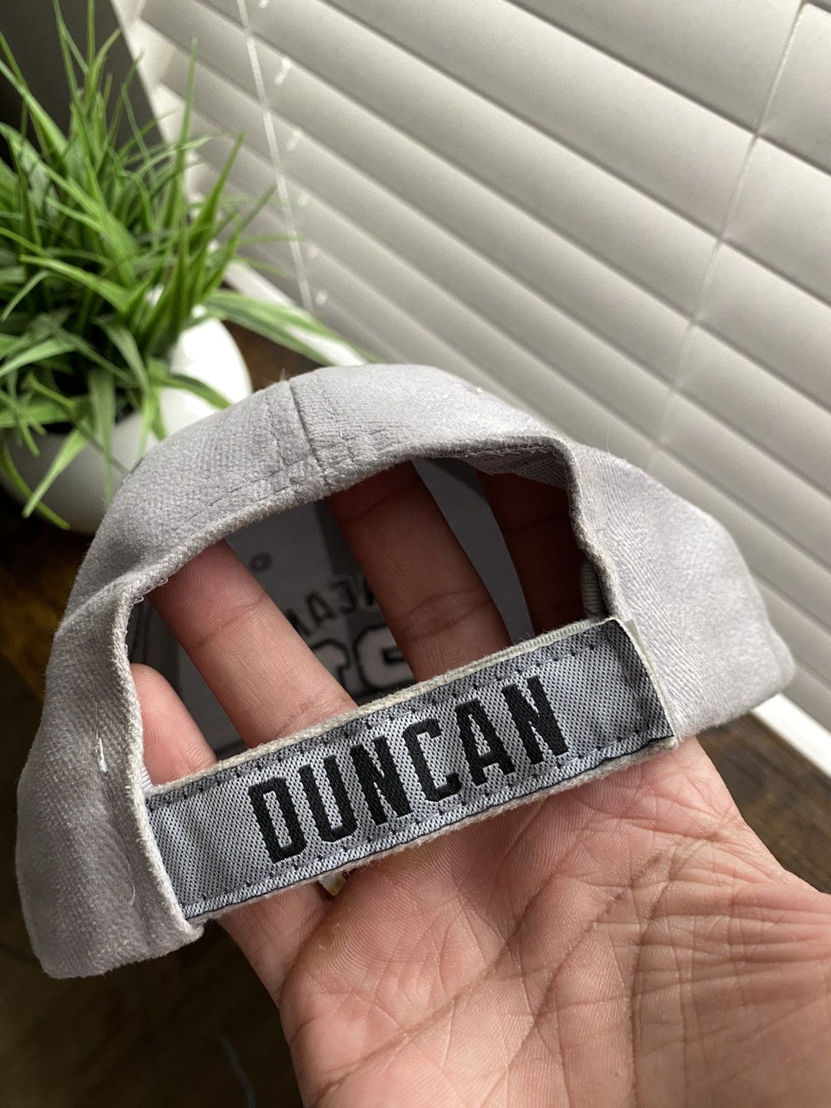 NBA Vintage 90s Tim Duncan San Antonio Spurs Hat Size ONE SIZE - 4 Thumbnail
