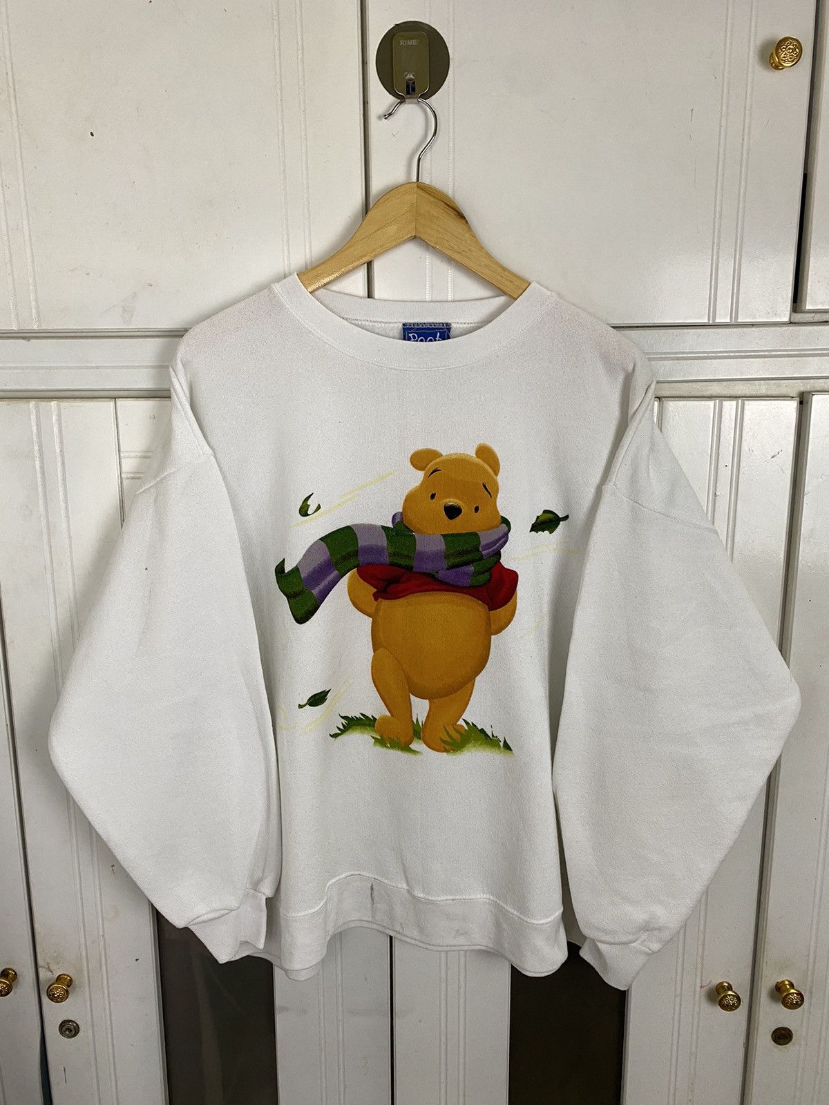 Disney Vintage Disney Pooh Crewneck Size US L / EU 52-54 / 3 - 1 Thumbnail